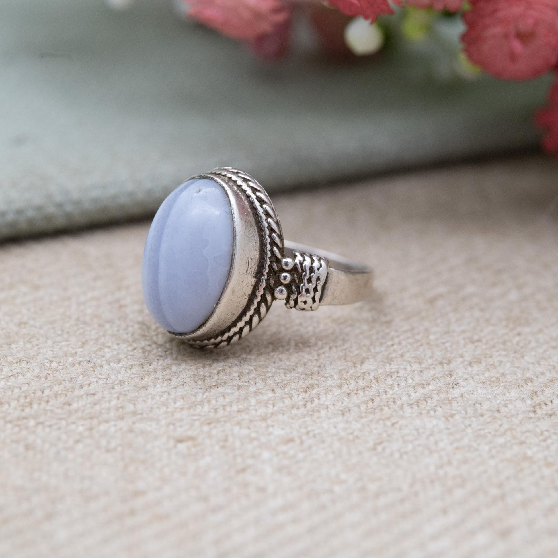 Vintage Sterling Silver Blue Lace Agate Ring - Mid-Century Ring | Banded Agate Gemstone | UK Size - J 1/2 | US Size - 5