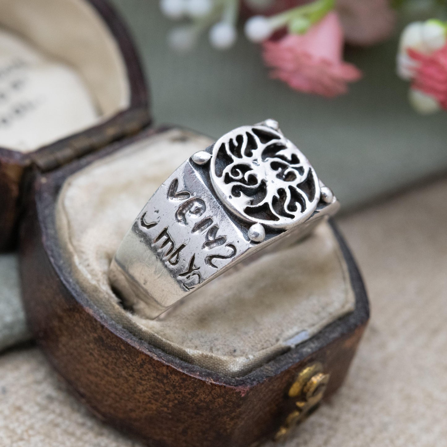 Vintage Sterling Silver Time Flies Sundial Signet Ring 1996 - Latin Engraving Roman Numerals | UK Size - T 1/2 | US Size - 9 3/4