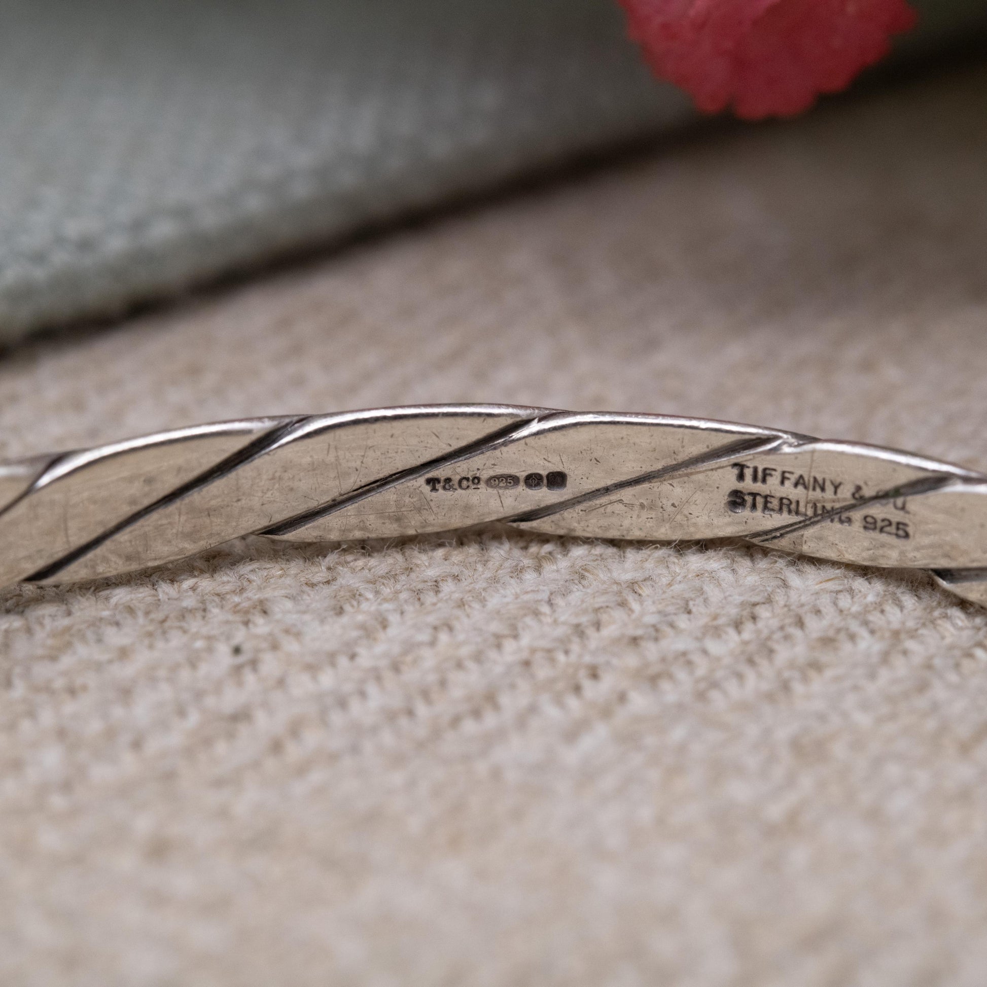 Vintage Tiffany Sterling Silver Twist Bangle 1998 T&Co - Minimal Knife Edge Design