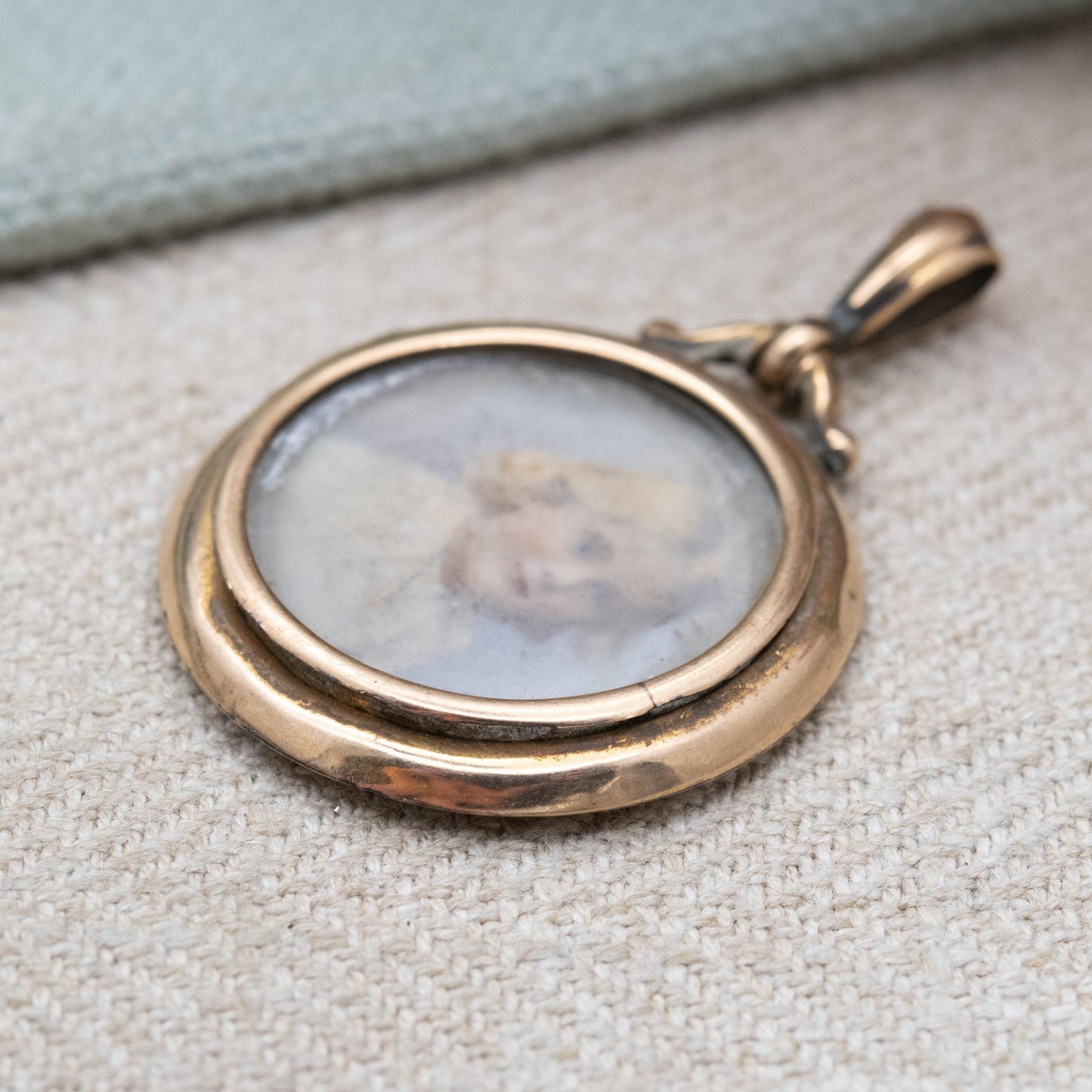 Antique Edwardian 9ct Gold Photo Locket Pendant with Hand Coloured Portrait of a Child 1904