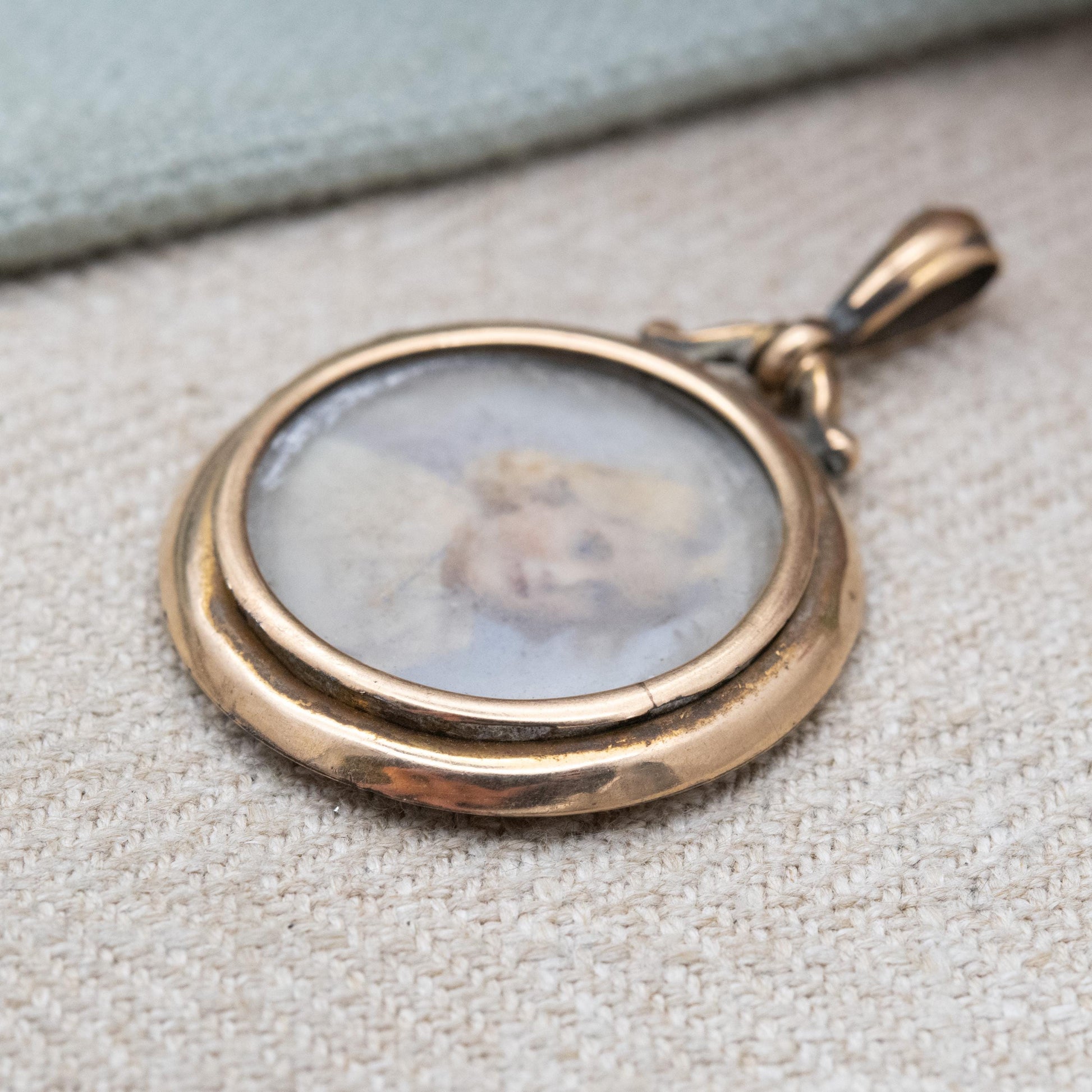 Antique Edwardian 9ct Gold Photo Locket Pendant with Hand Coloured Portrait of a Child 1904
