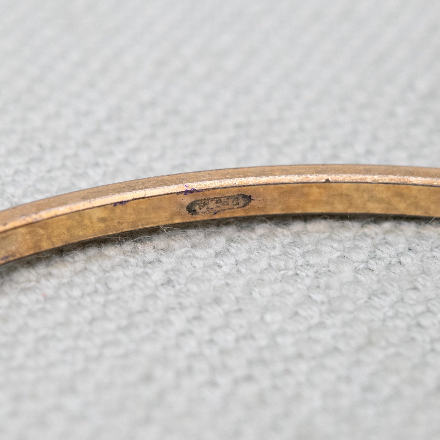 Vintage Rolled Gold Bangle Bracelet with Diamond Cut Lines