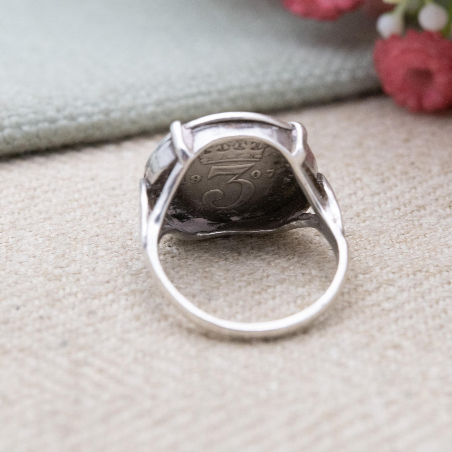 Antique Sterling Silver Edward Vll Threepence Coin Signet Ring 1907 - Mid-Century Mounted Coin Jewellery | UK Size - K | US Size - 5 1/4
