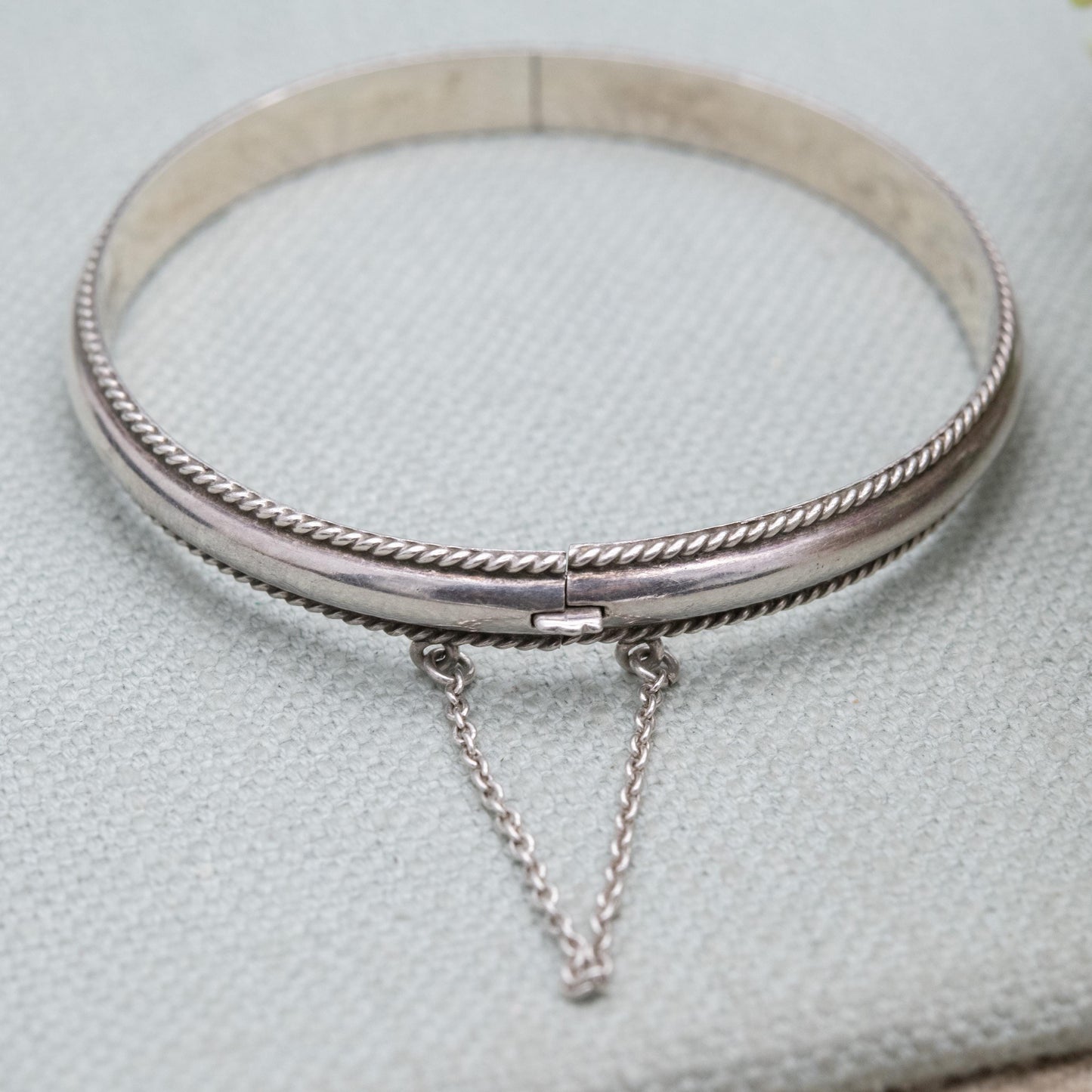 Vintage Sterling Silver Minimalist Bangle Bracelet - Rope Twist Border with Safety Chain