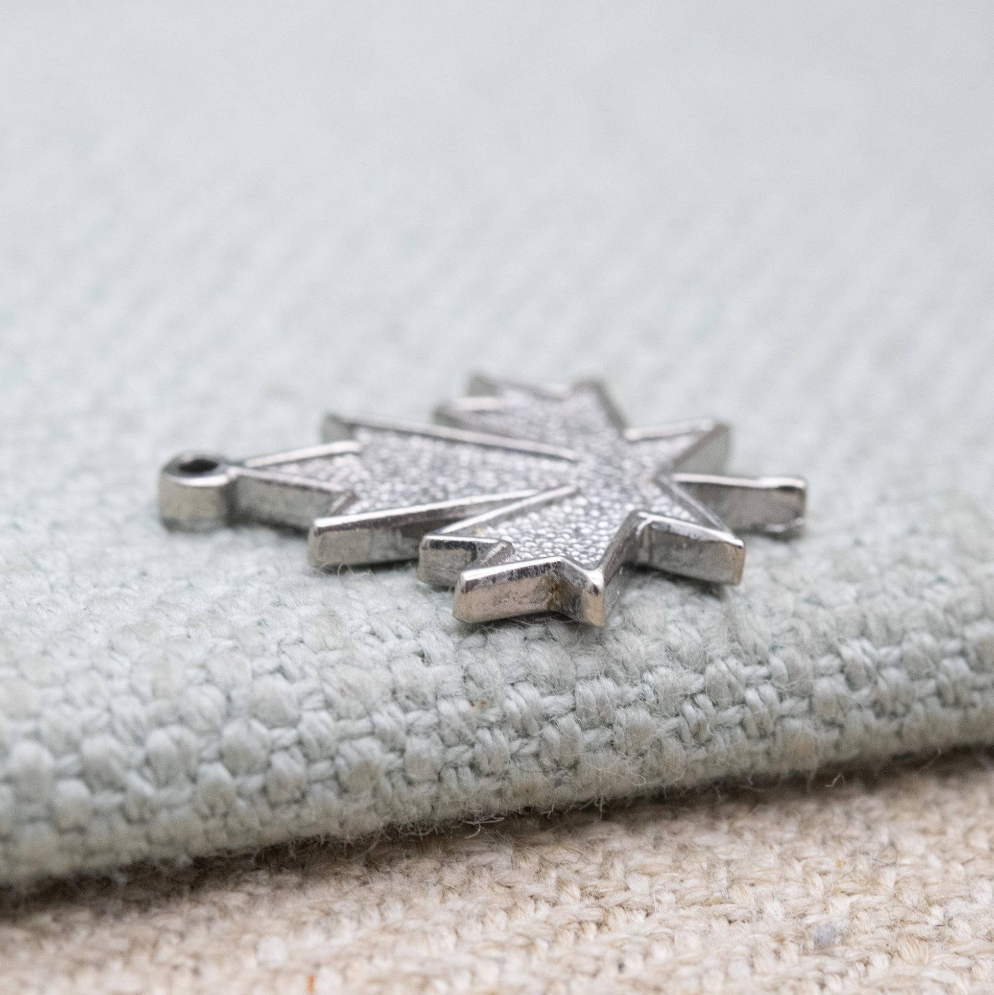 Vintage Sterling Silver Maple Leaf Charm Pendant - Canadian Souvenir Gift for Charm Bracelet