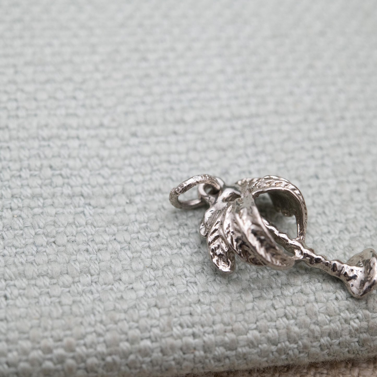 Vintage Silver Palm Tree Charm Pendant - Tropical Travel Charm | Souvenir Gift for Charm Bracelet