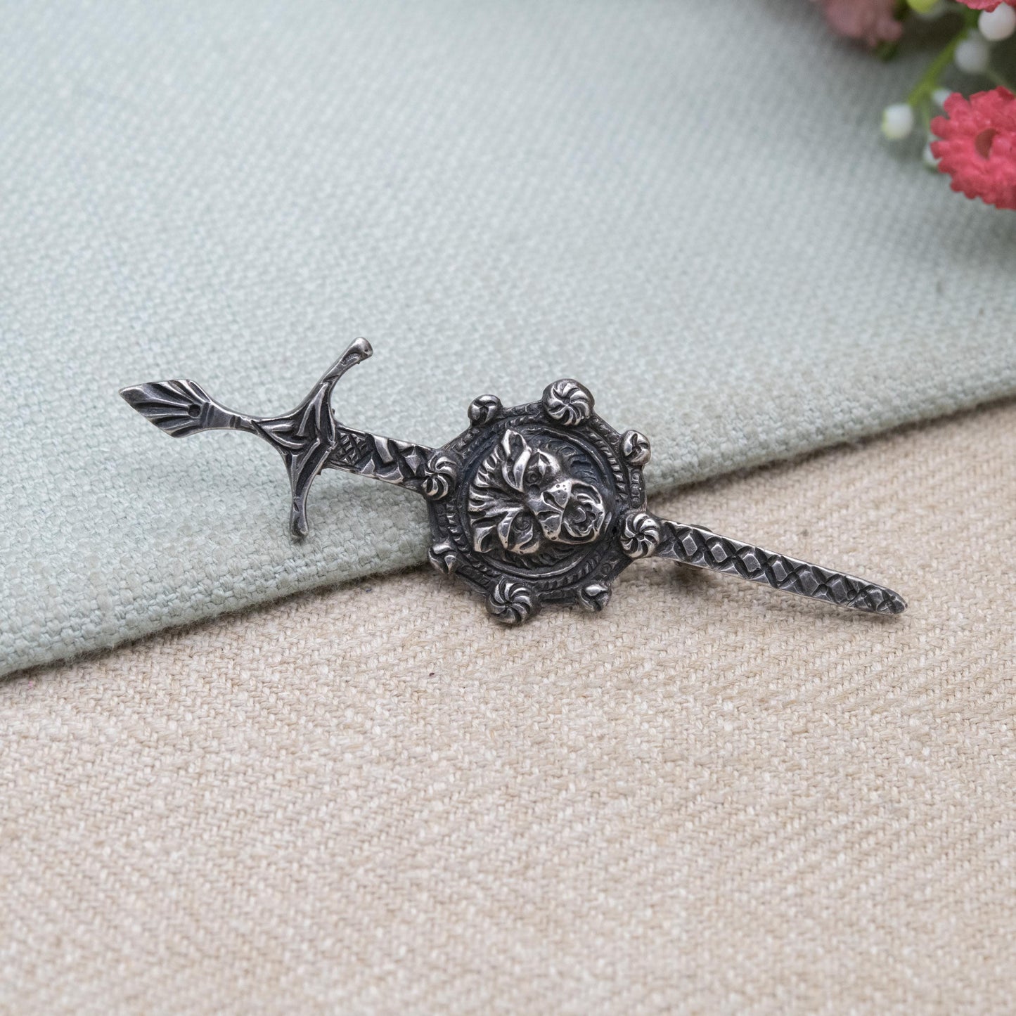 Vintage Scottish Sterling Silver Sword Brooch 1964 - Heraldic Lion Claymore | Fantasy Medieval Weaponry | Collectable Scotland Jewellery