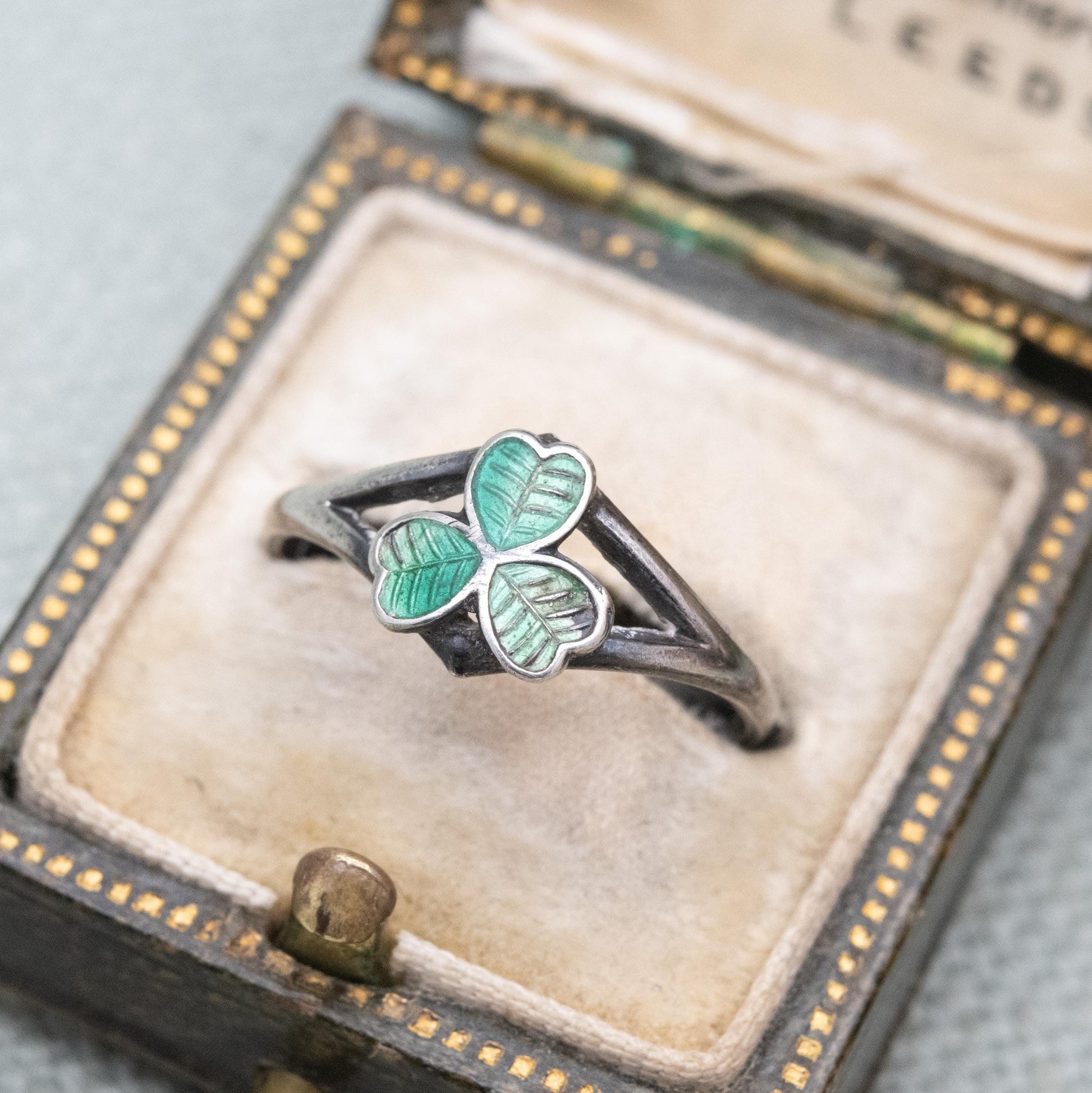 Antique Edwardian Sterling Silver Green Enamel Shamrock Ring 1911 - Celtic Irish Clover | UK Size - L 1/2 | US - 6