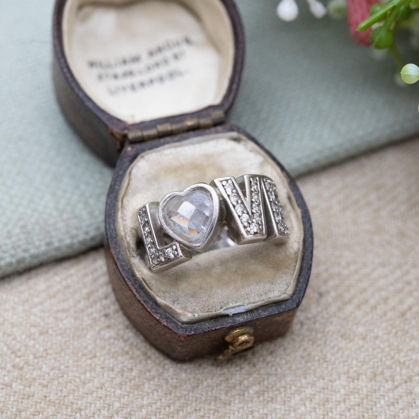 Vintage Sterling Silver Love Word Ring with Clear Stones - Everyday Silver Love Heart Jewellery Gift | UK Size - L | US Size - 5 3/4