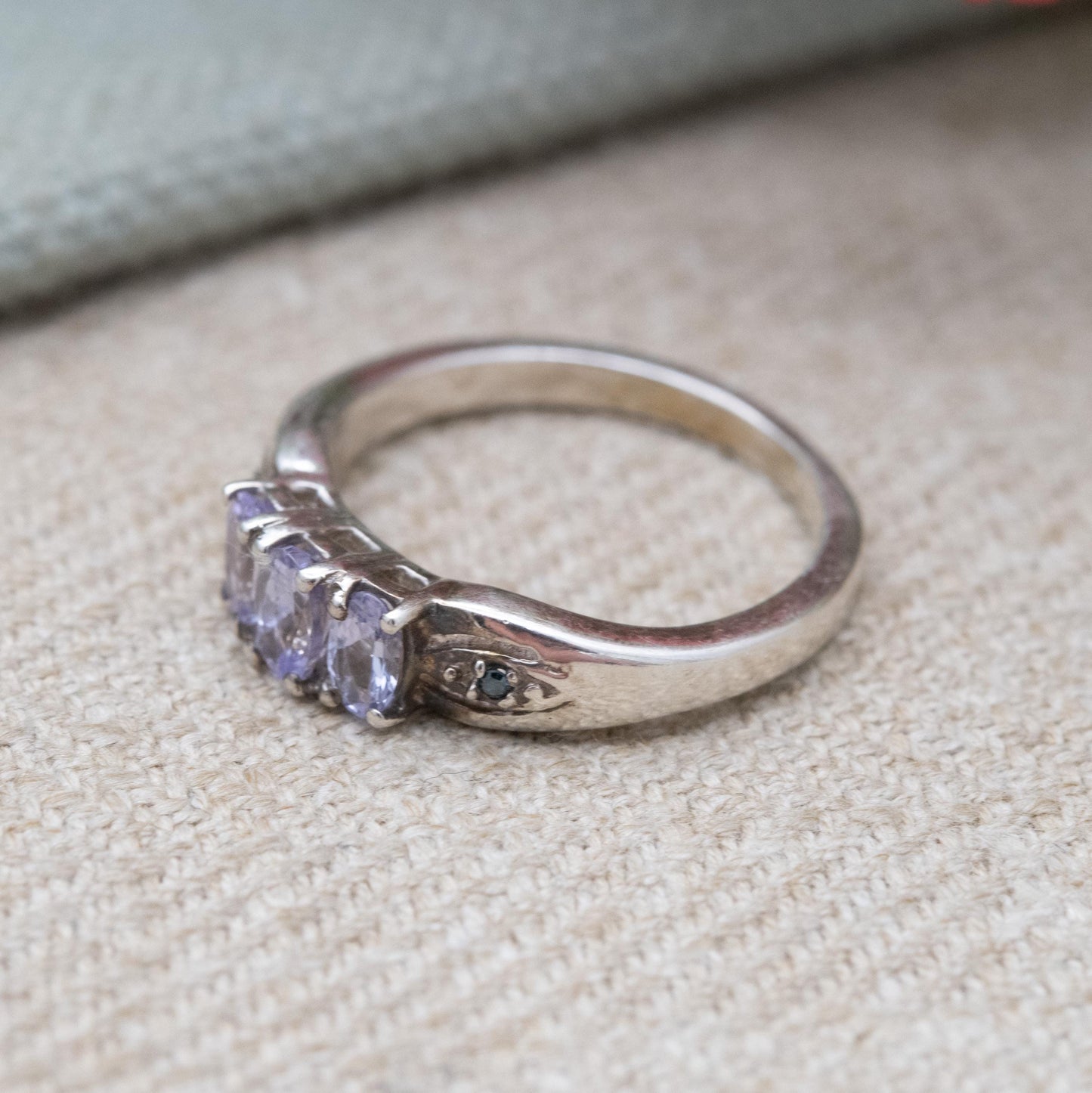 TGGC Sterling Silver 3 Stone Ring with Blue Side Stones - Amethyst Gemstone | Romantic Gift for Her | UK Size - N | US Size - 6 3/4