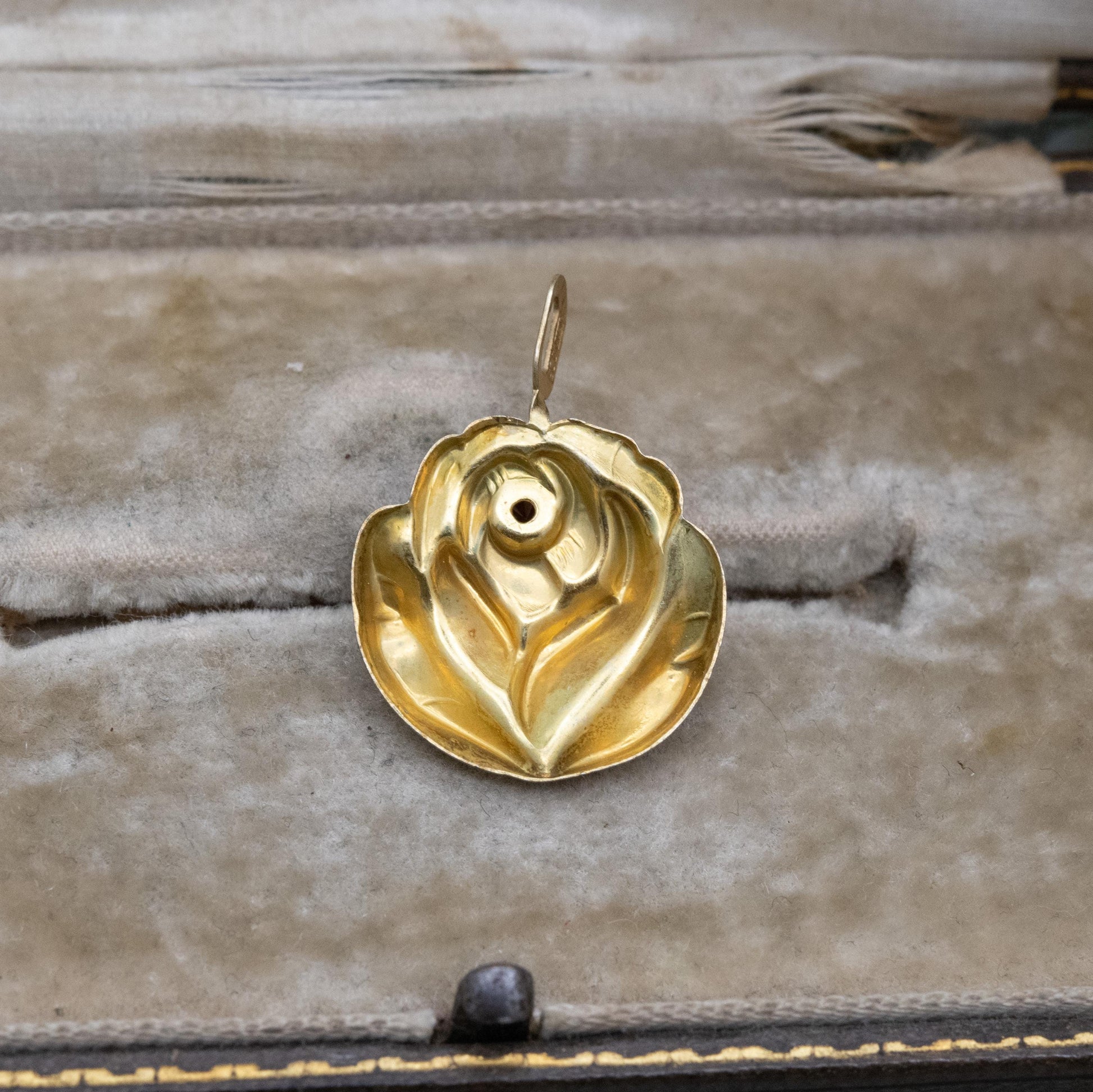 Vintage Sterling Silver Gold Plated Rose Flower Garnet Pendant - Pretty Textured Flower Jewellery | Gift for Pendant Necklace