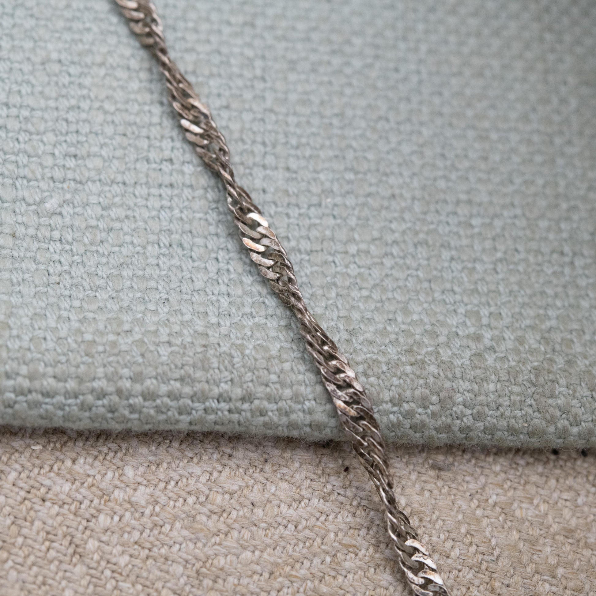 Vintage Italian Sterling Silver Twisted Flat Curb Link Chain Bracelet - Unisex Gift