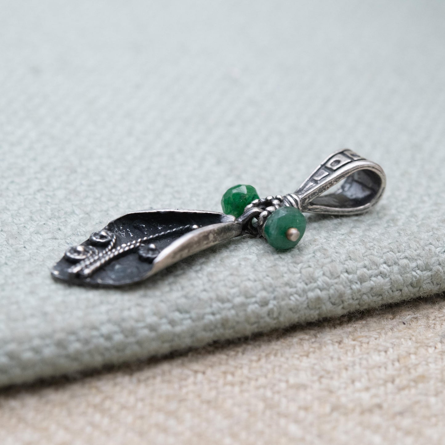 Vintage Sterling Silver Green Stone Pendant with Articulated Drop