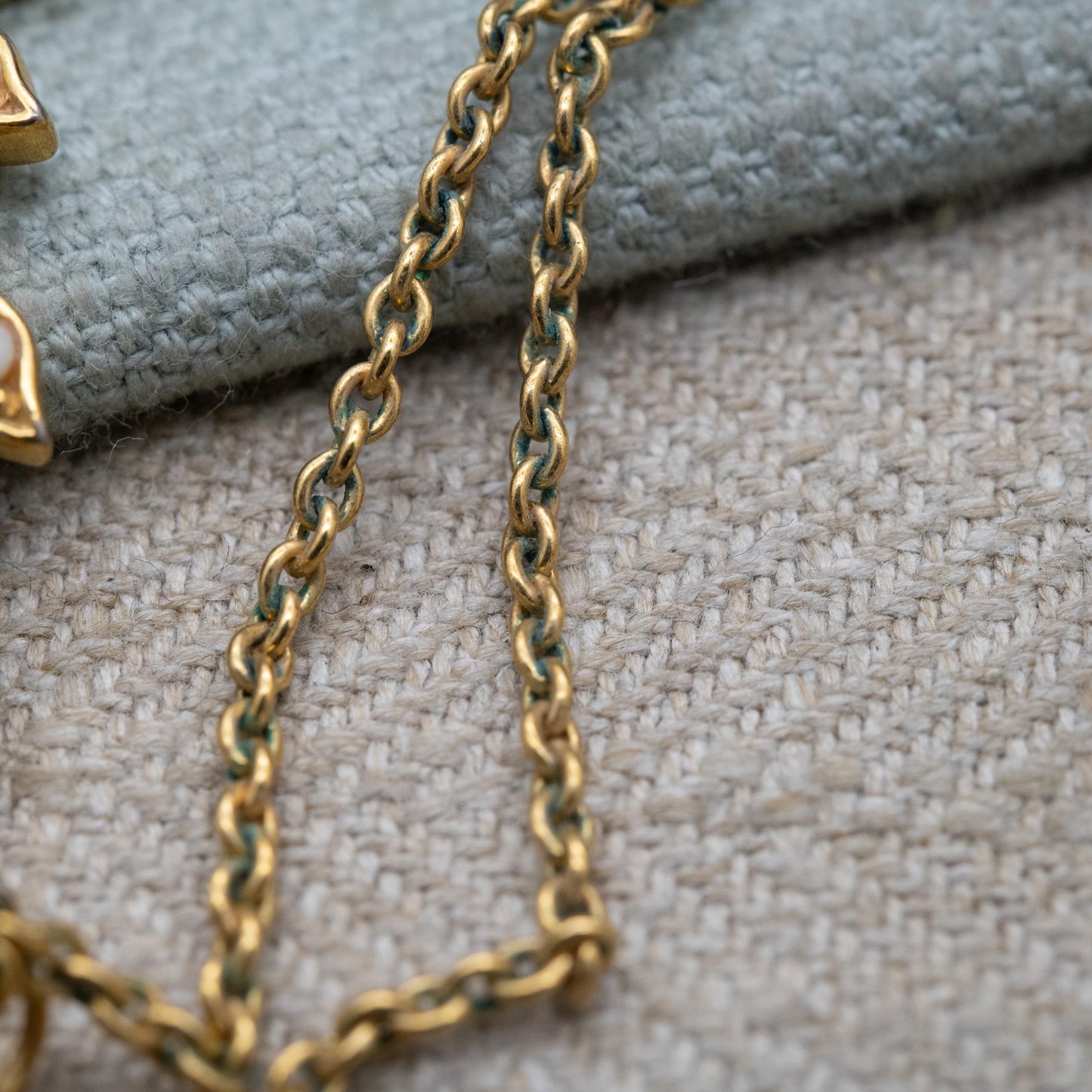 Vintage Nicky Butler Gold Tone Necklace with Leaf Drop Integral Pendant - Signed Designer Midcentury Costume Jewellery | 16" 18" Adjustable