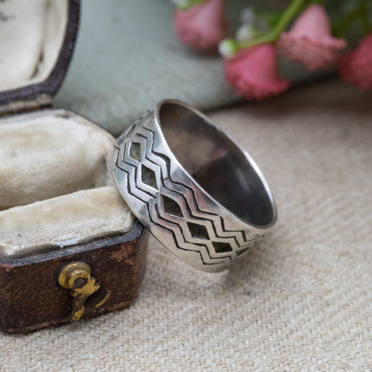 Vintage Silver South Western Style Band Ring - Chunky Geometric Cigar Band | UK Size - Y | US Size - 12