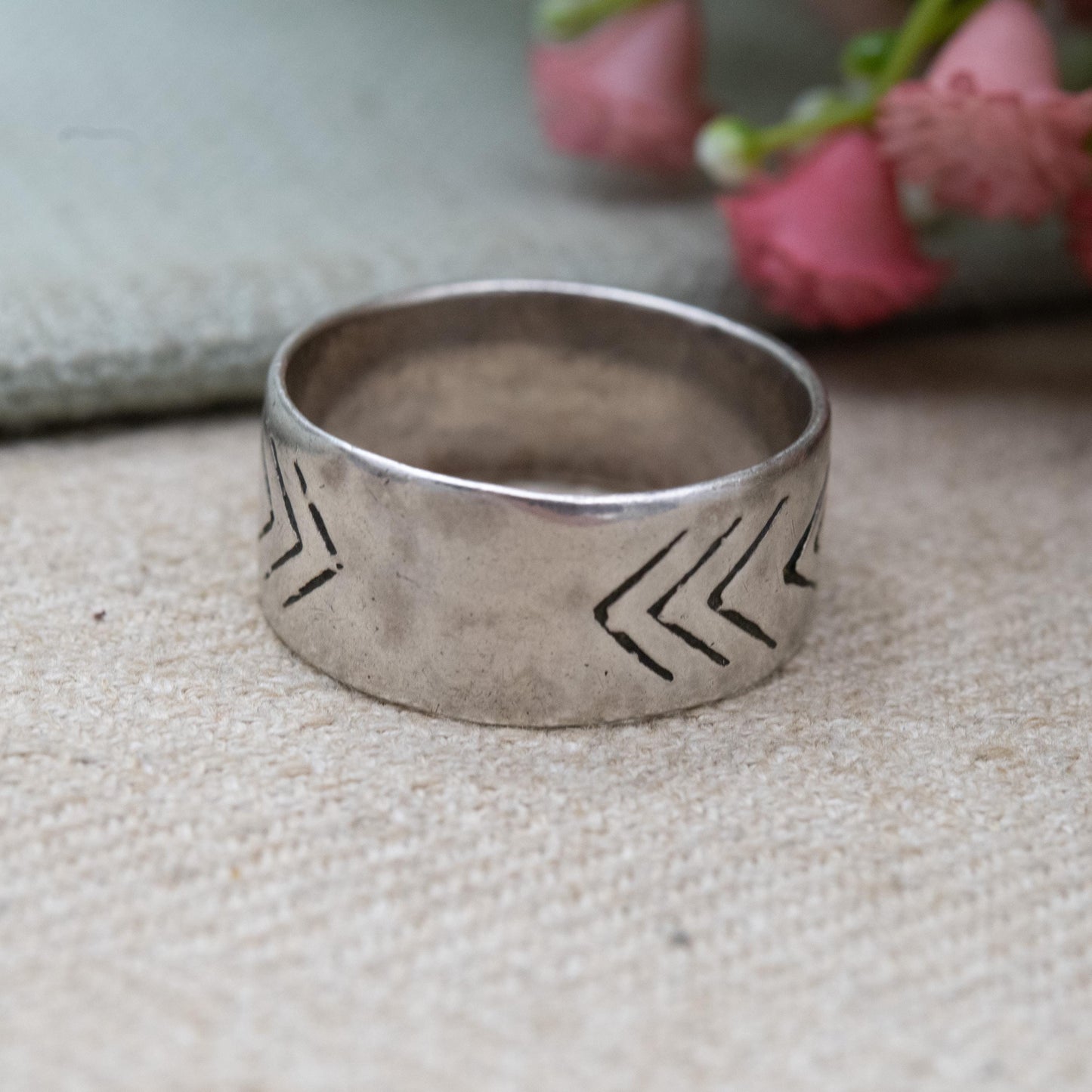 Vintage Silver South Western Style Band Ring - Chunky Geometric Cigar Band | UK Size - Y | US Size - 12