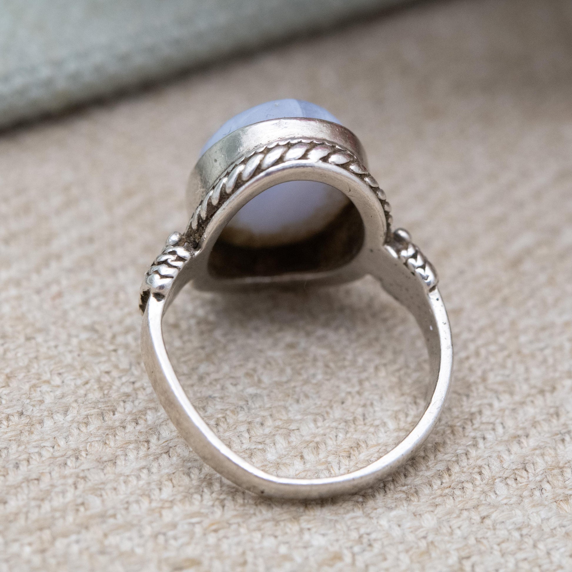 Vintage Sterling Silver Blue Lace Agate Ring - Mid-Century Ring | Banded Agate Gemstone | UK Size - J 1/2 | US Size - 5