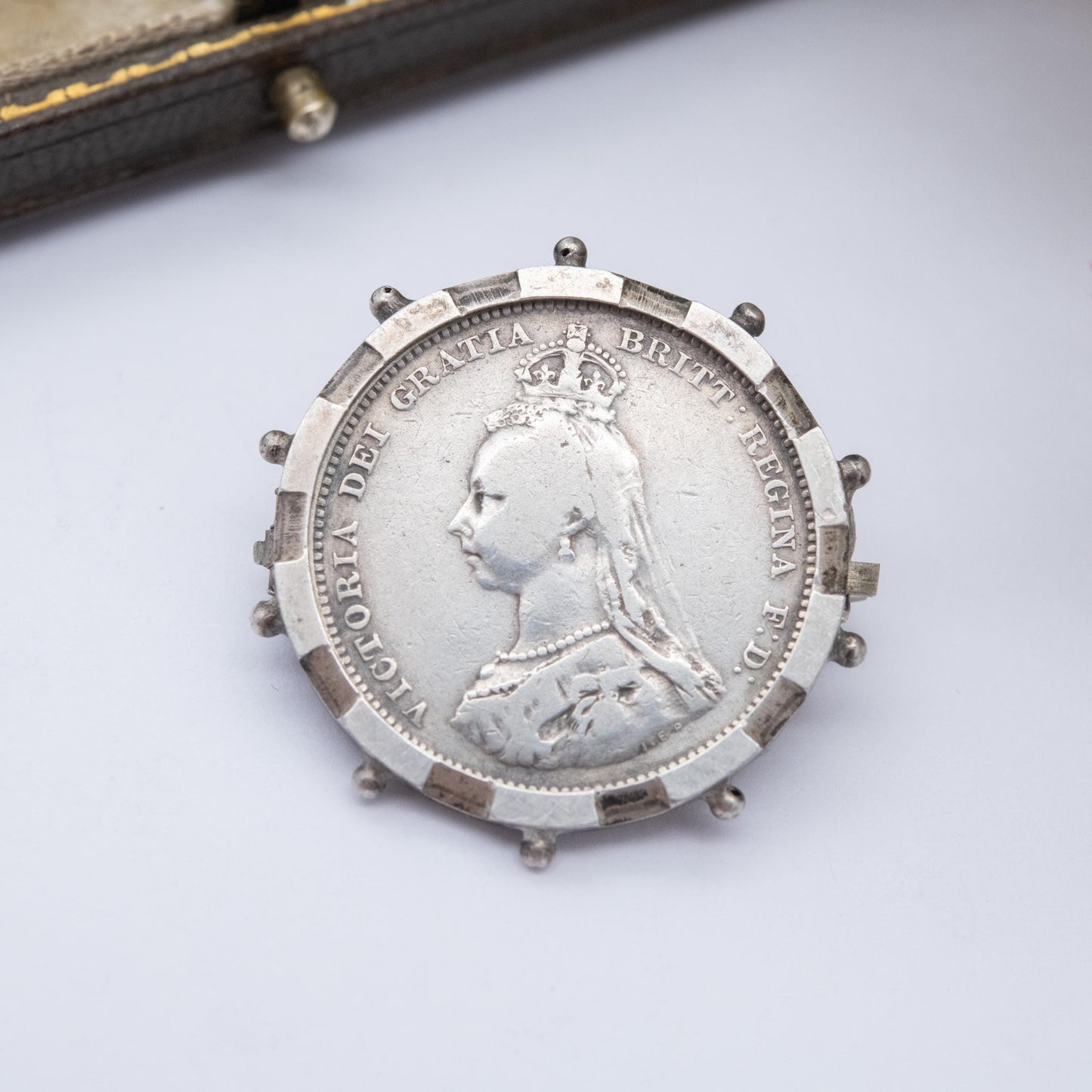 Antique Queen Victoria 1887 Shilling Coin Brooch Sterling Silver - Jubilee Head | Collectable Coin Jewellery