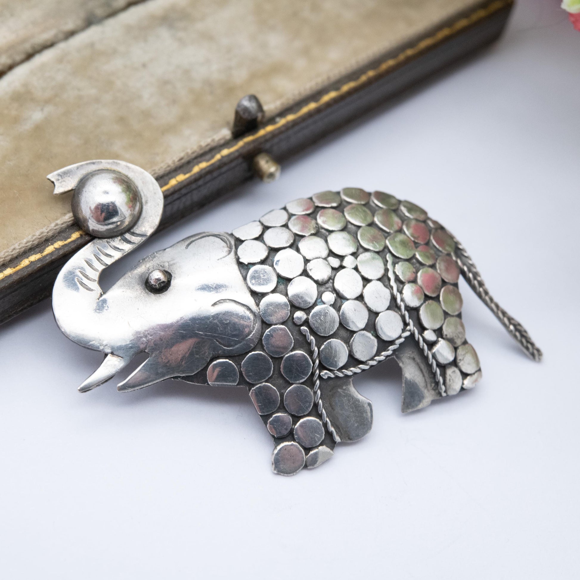 Vintage Mexican Sterling Silver Elephant Brooch - Geometric and Rope Twist Design | Gift for Animal Lover