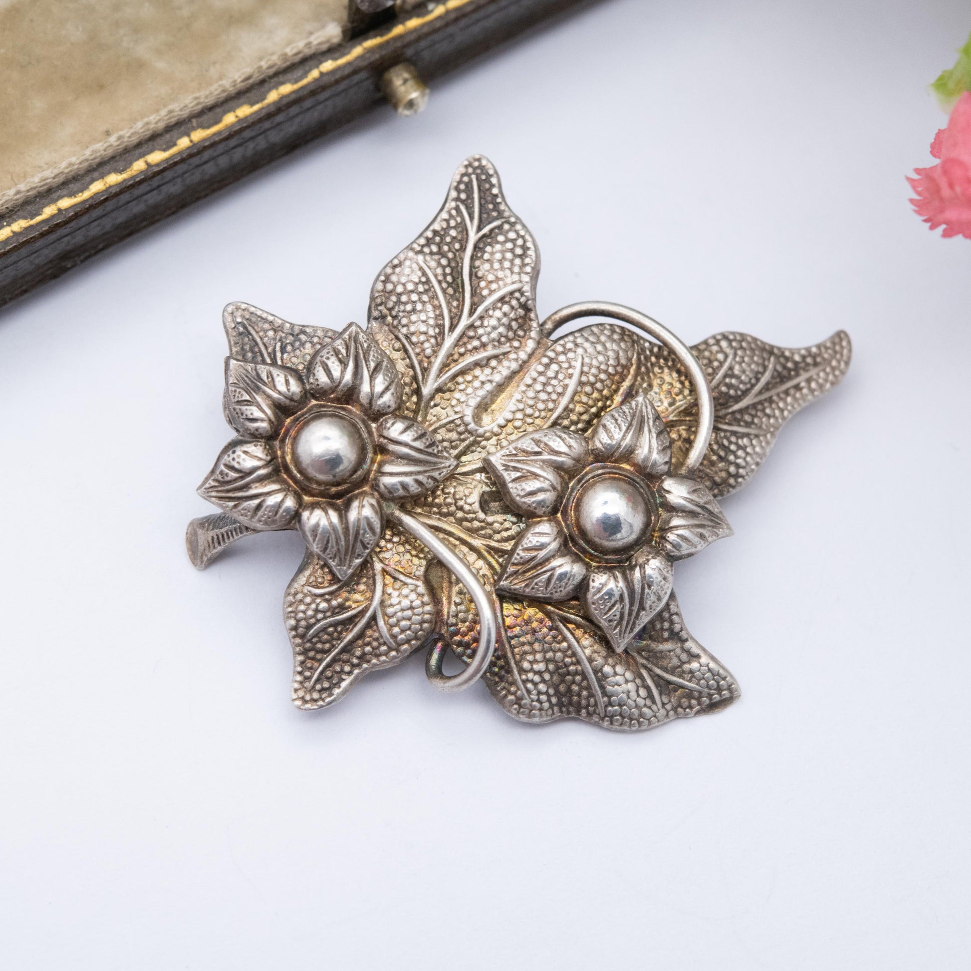 Vintage Sterling Silver Flower and Leaf Brooch - Mid-Century Floral Jewellery | Nature Lover | Gift for Her