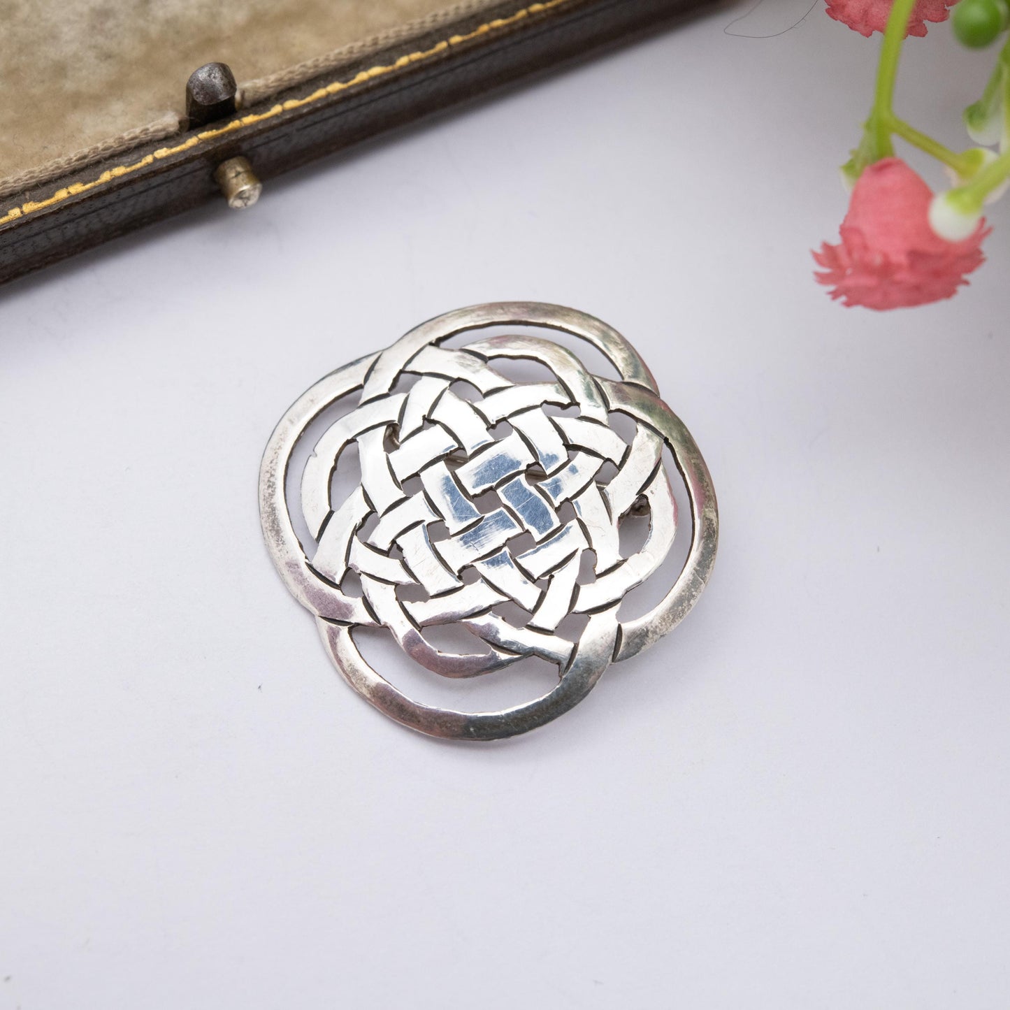 Sterling Silver Celtic Knot Brooch - Solid Silver Celtic Jewellery | Knotted | Unisex Gift