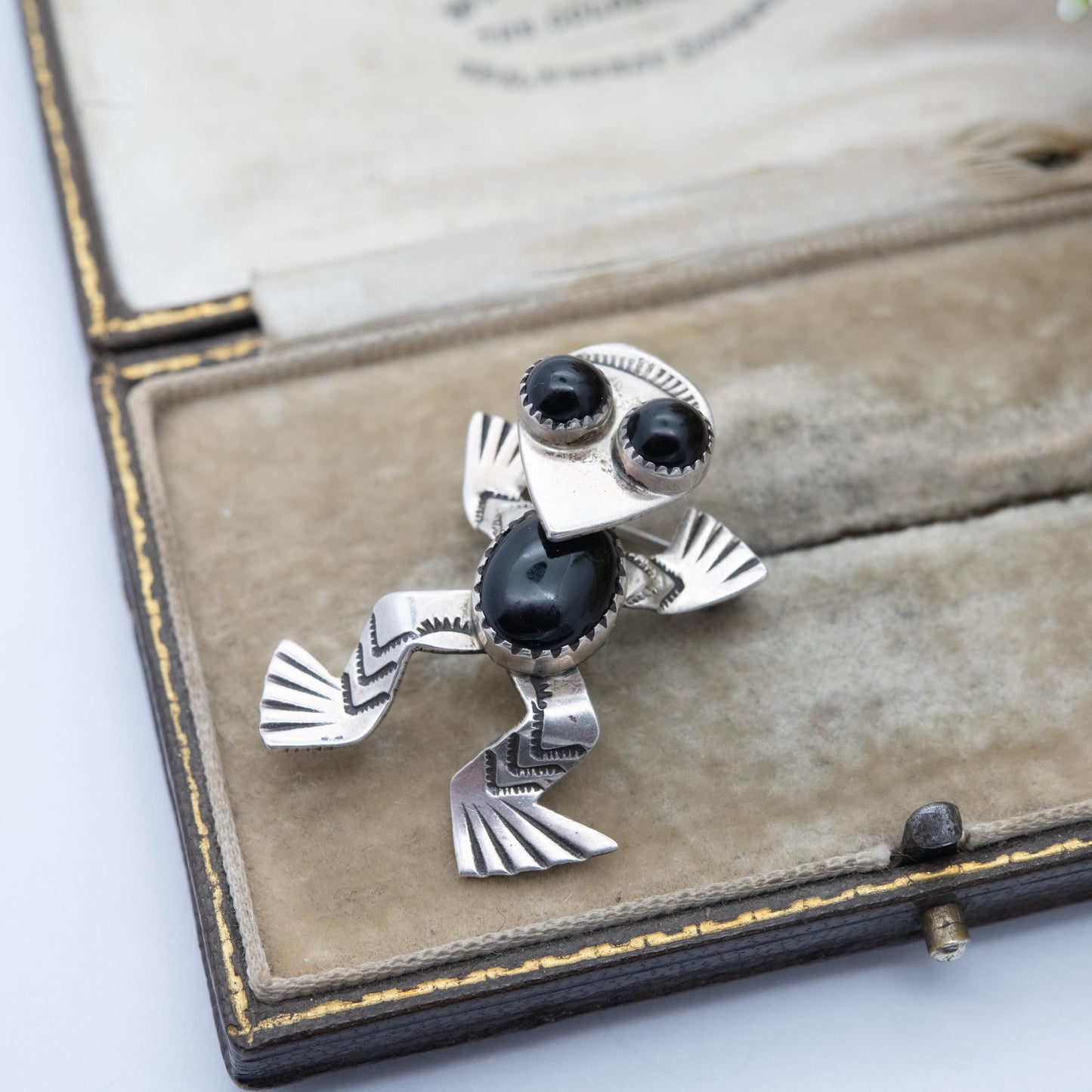 Vintage Navajo Sterling Silver Onyx Frog Brooch Pendant - Cute Frog Jewellery | South Western | Gift for Animal Lover