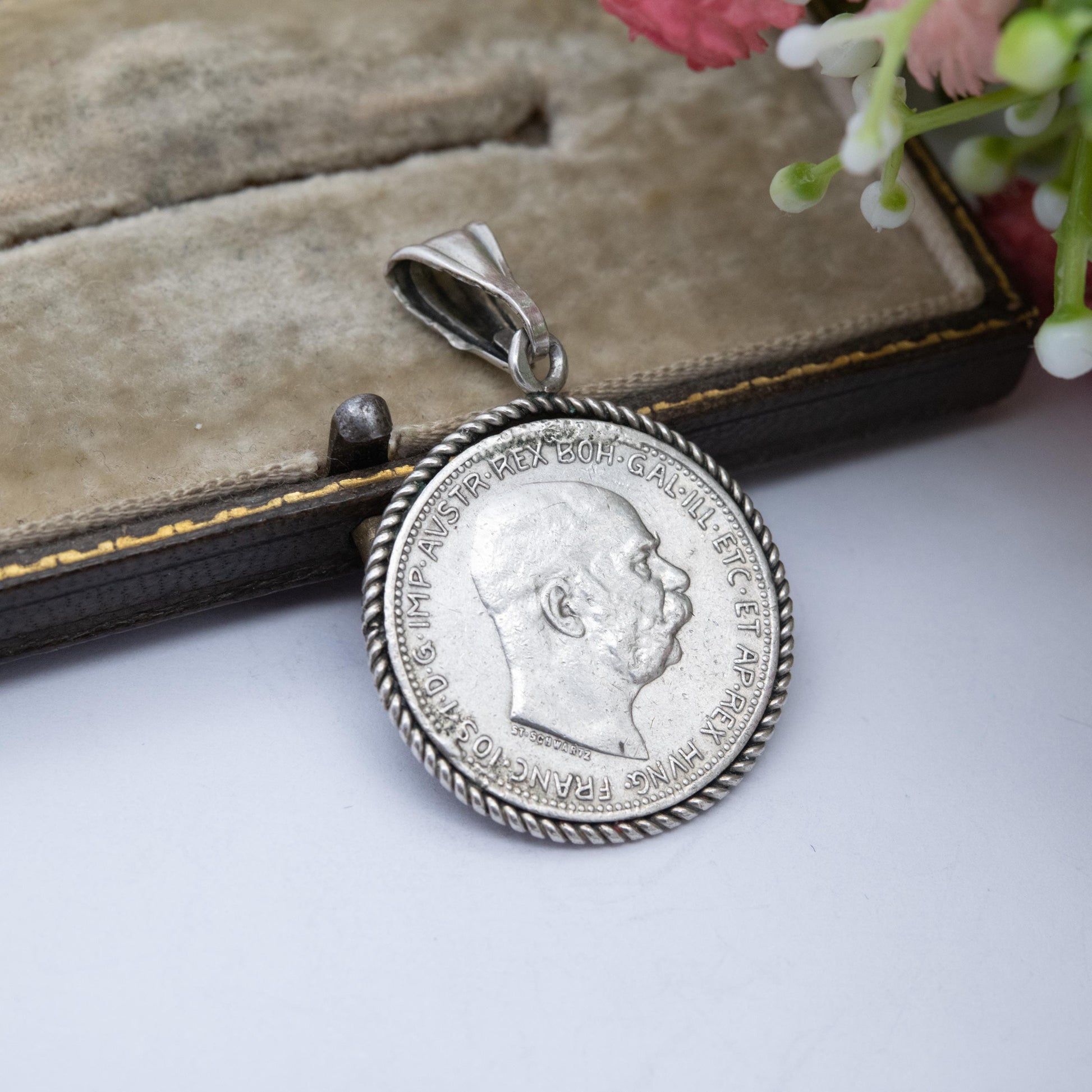 Antique Silver Austrian 1 Corona Coin Pendant Dated 1915 - Collectable Austrian Coin Jewellery