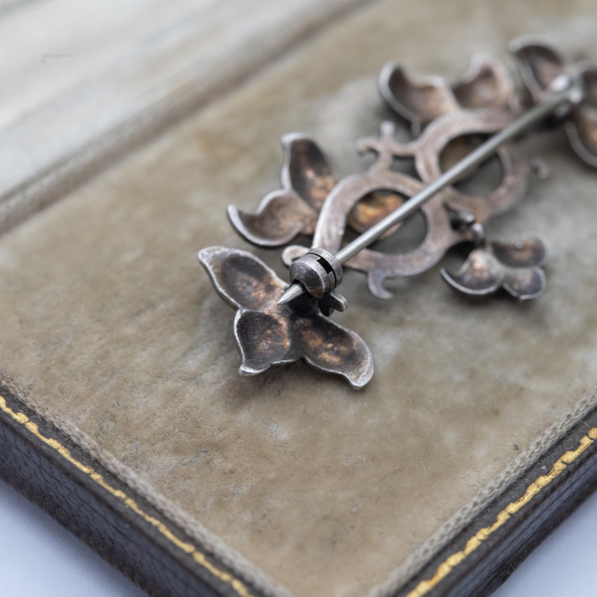 Vintage Sterling Silver Floral Ivy Leaf Brooch - Leaf Drop Pin | Pretty Gift for Her
