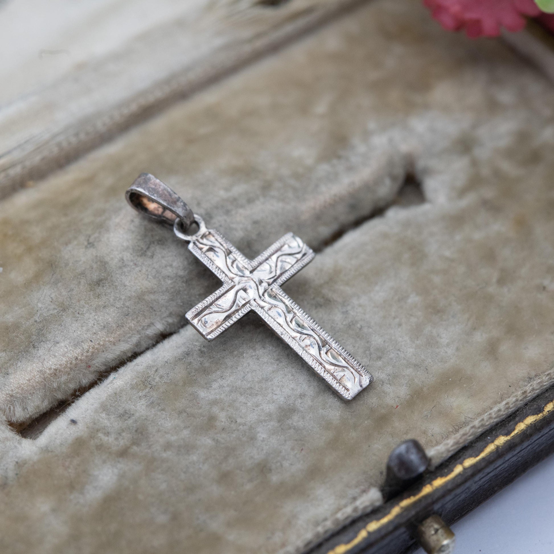 Vintage Kordes and Lichtenfels Sterling Silver Floral Cross Pendant - Textured Scrolling Engraving | Vintage Religious Jewellery