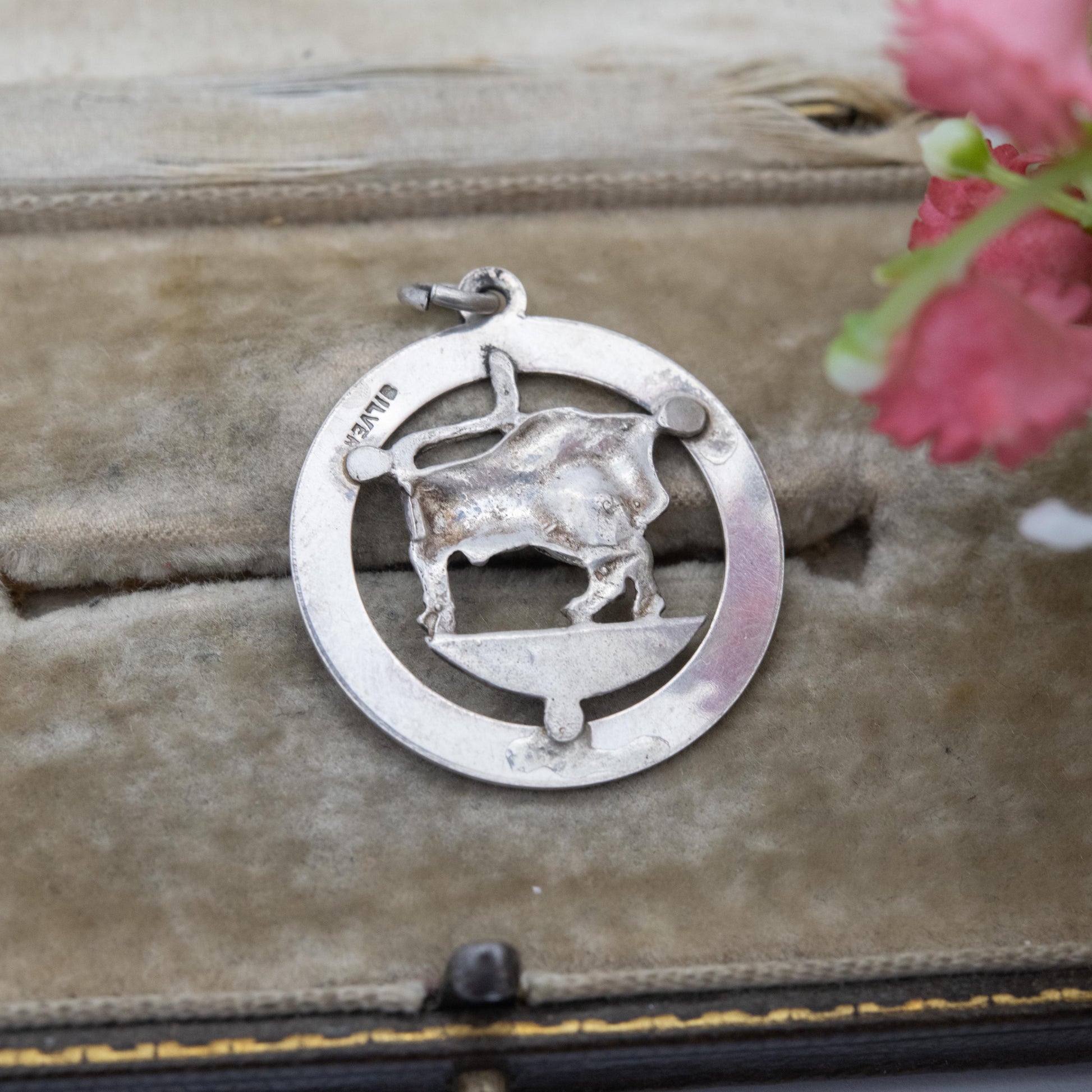 Vintage Sterling Silver Taurus Bull Charm Pendant - Astrological Zodiac Star Sign Symbol | April May Birthday Gift