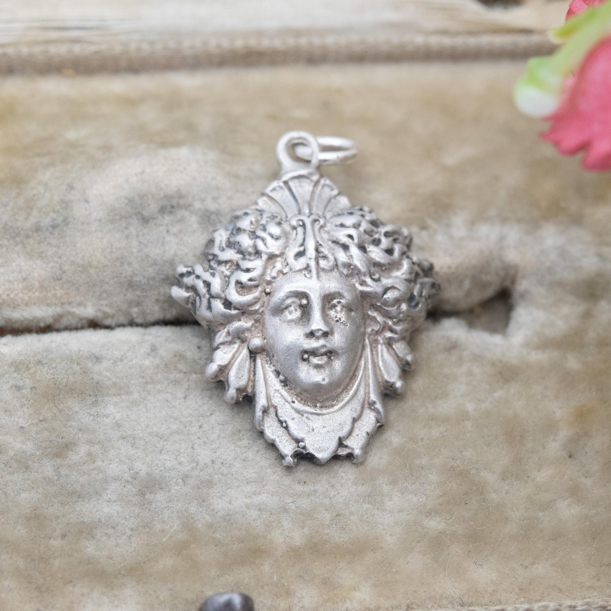 Vintage Sterling Silver Classical Style Head Pendant - Column Capital | Ancient Figure | Womans Head Design | Gift for Her