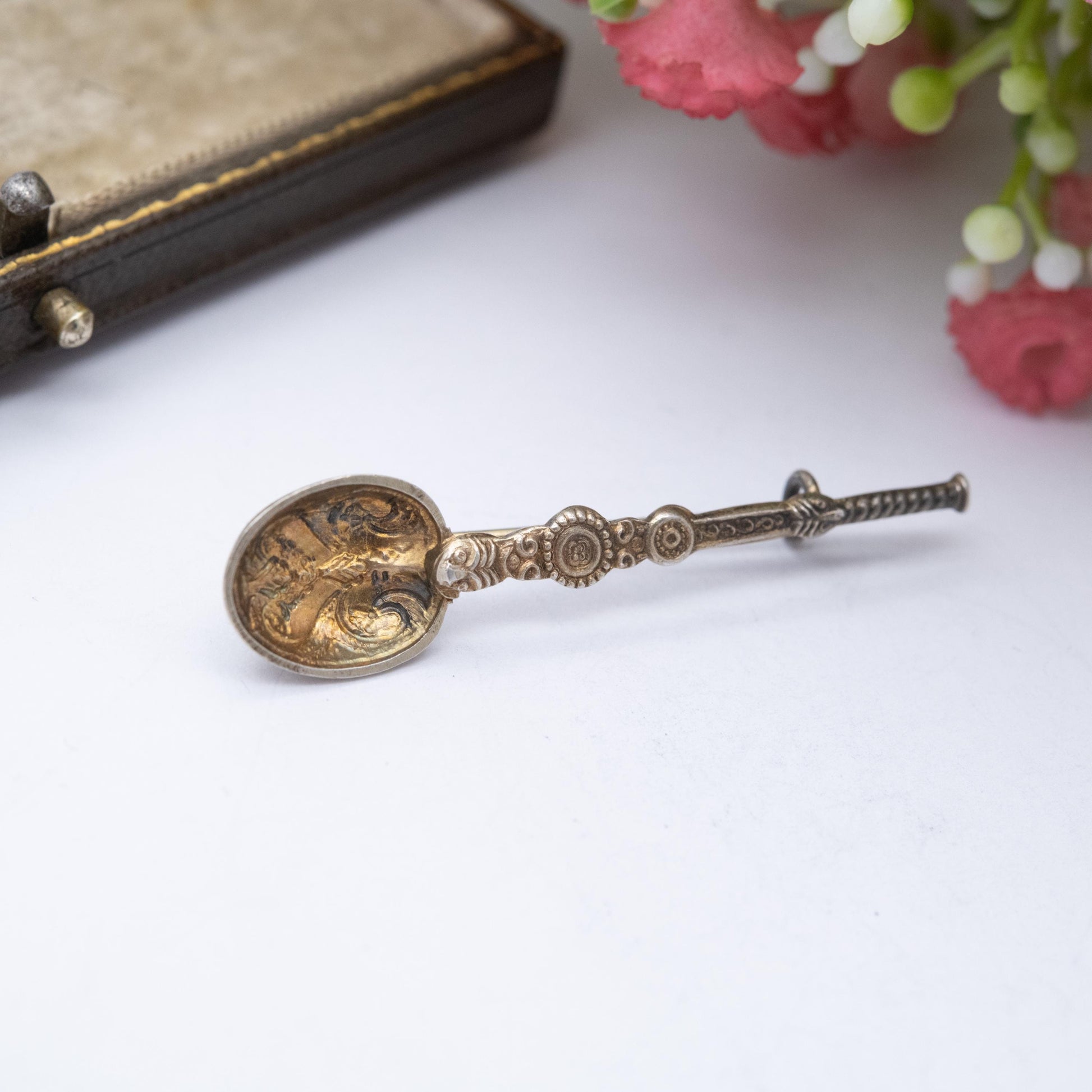 Antique Sterling Silver Gold Plated Anointing Spoon Brooch 1910 - King George V Commemoration Jewellery | Cornelius Saunders Frank Shephard