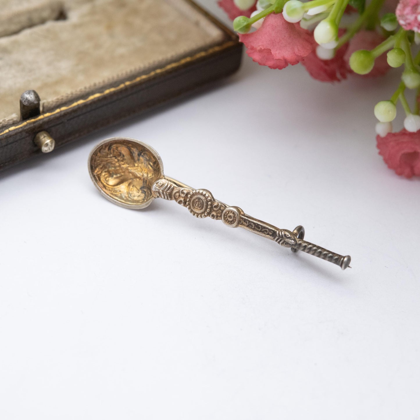 Antique Sterling Silver Gold Plated Anointing Spoon Brooch 1910 - King George V Commemoration Jewellery | Cornelius Saunders Frank Shephard