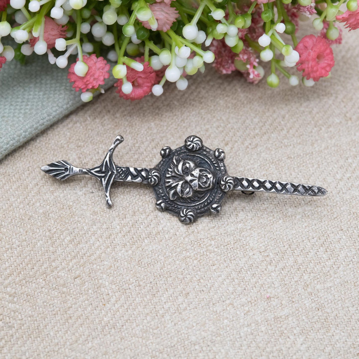 Vintage Scottish Sterling Silver Sword Brooch 1964 - Heraldic Lion Claymore | Fantasy Medieval Weaponry | Collectable Scotland Jewellery