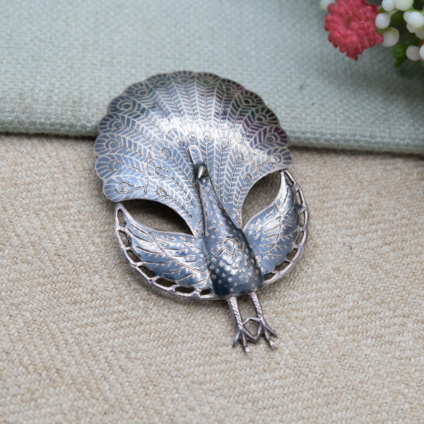 Vintage Sterling Silver Siam Hinged Peacock Brooch with Black Niello Feathers