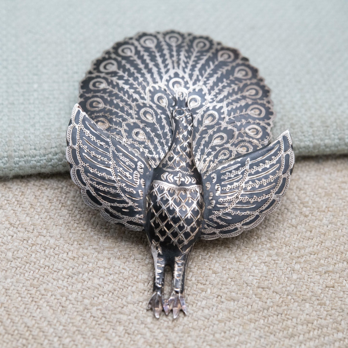 Vintage Sterling Silver Siam Hinged Peacock Brooch with Black Niello Feathers