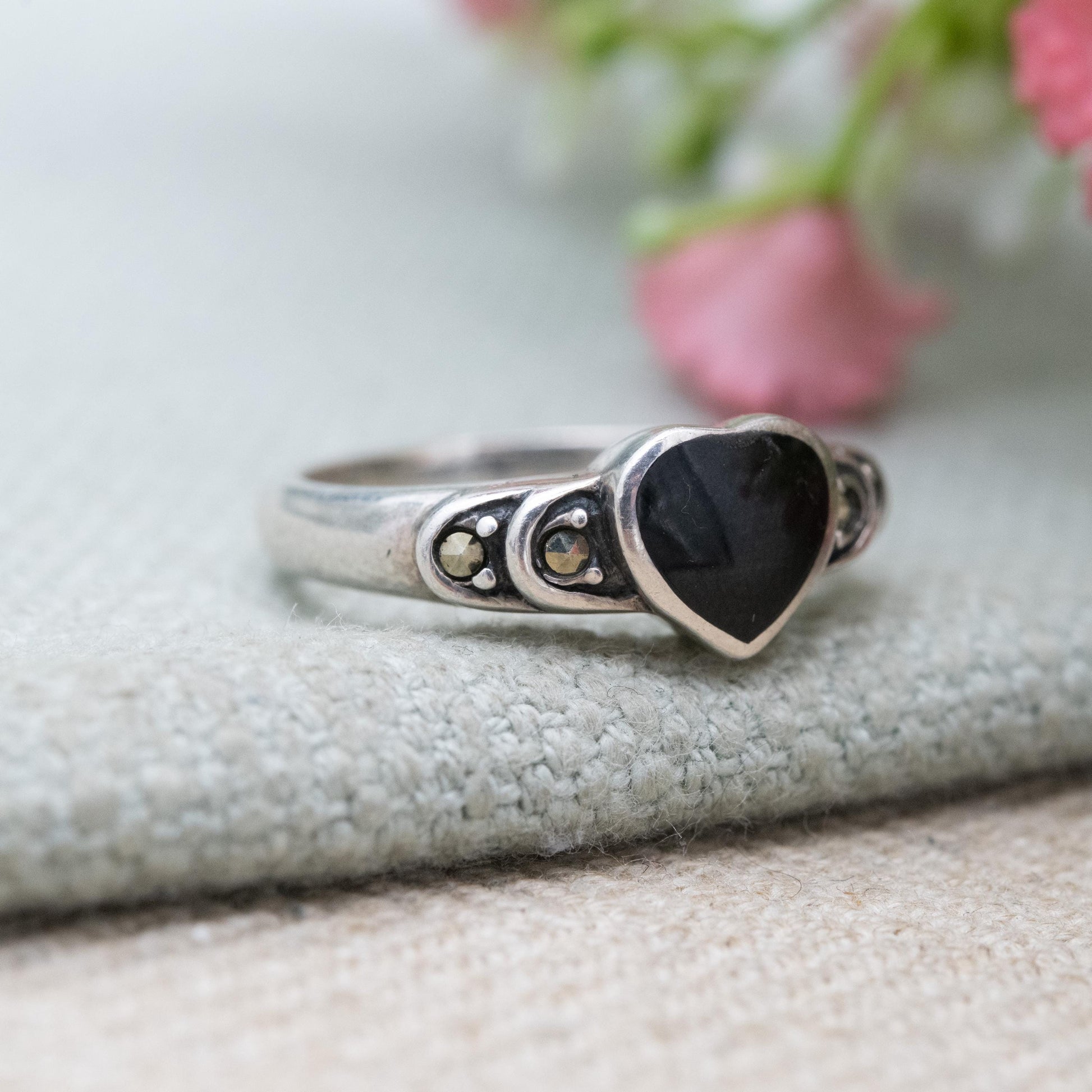 Vintage Sterling Silver Onyx Love Heart Ring with Marcasite Shoulders - Romantic Gift for Her | UK Size - L | US Size - 5 3/4