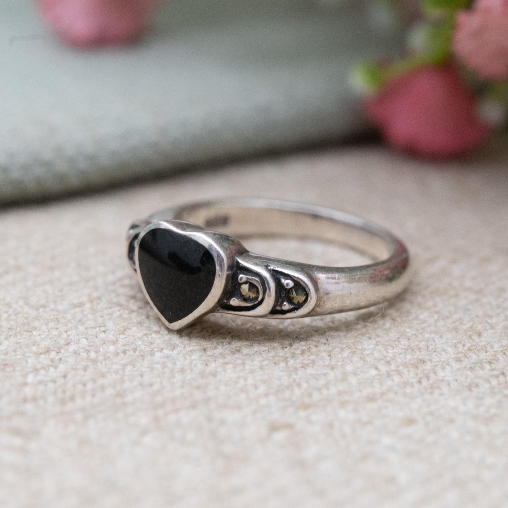 Vintage Sterling Silver Onyx Love Heart Ring with Marcasite Shoulders - Romantic Gift for Her | UK Size - L | US Size - 5 3/4