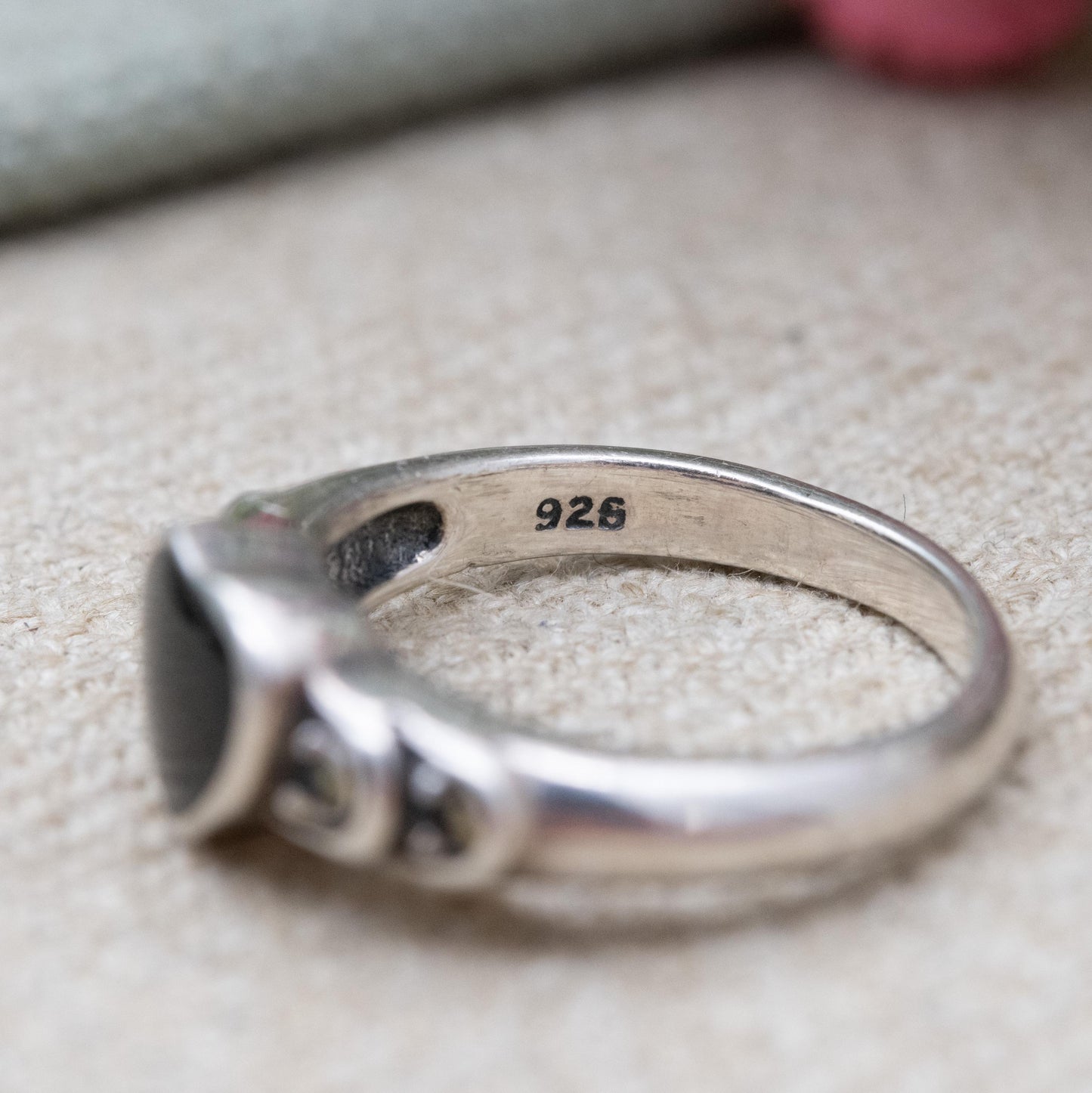 Vintage Sterling Silver Onyx Love Heart Ring with Marcasite Shoulders - Romantic Gift for Her | UK Size - L | US Size - 5 3/4