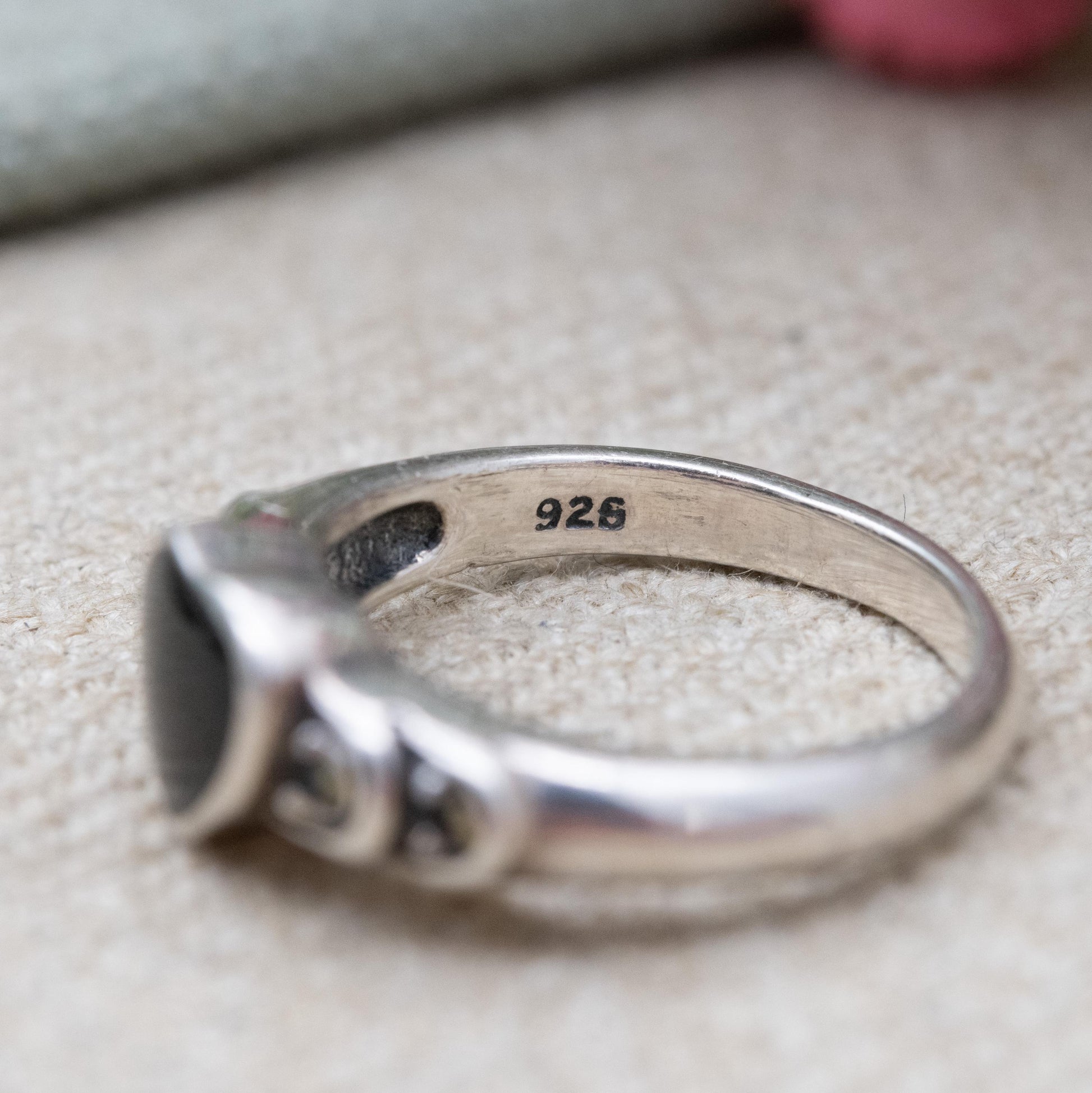 Vintage Sterling Silver Onyx Love Heart Ring with Marcasite Shoulders - Romantic Gift for Her | UK Size - L | US Size - 5 3/4
