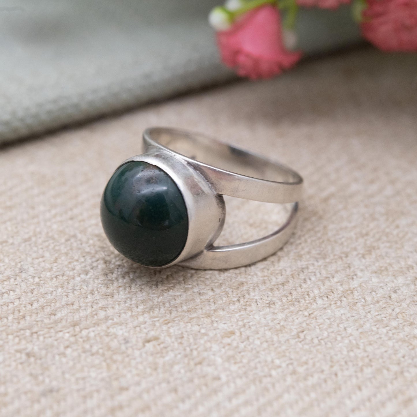 Vintage Silver Blood Stone Statement Ring 1972 - Chunky Cabochon Solitaire | UK Size - O | US Size - 7 1/4