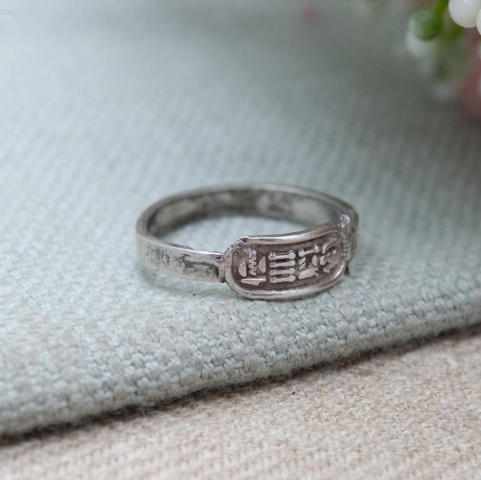 Vintage Silver Egyptian Cartouche Ring - Hieroglyph Symbols | UK Size - N 1/2 | US Size - 6 3/4
