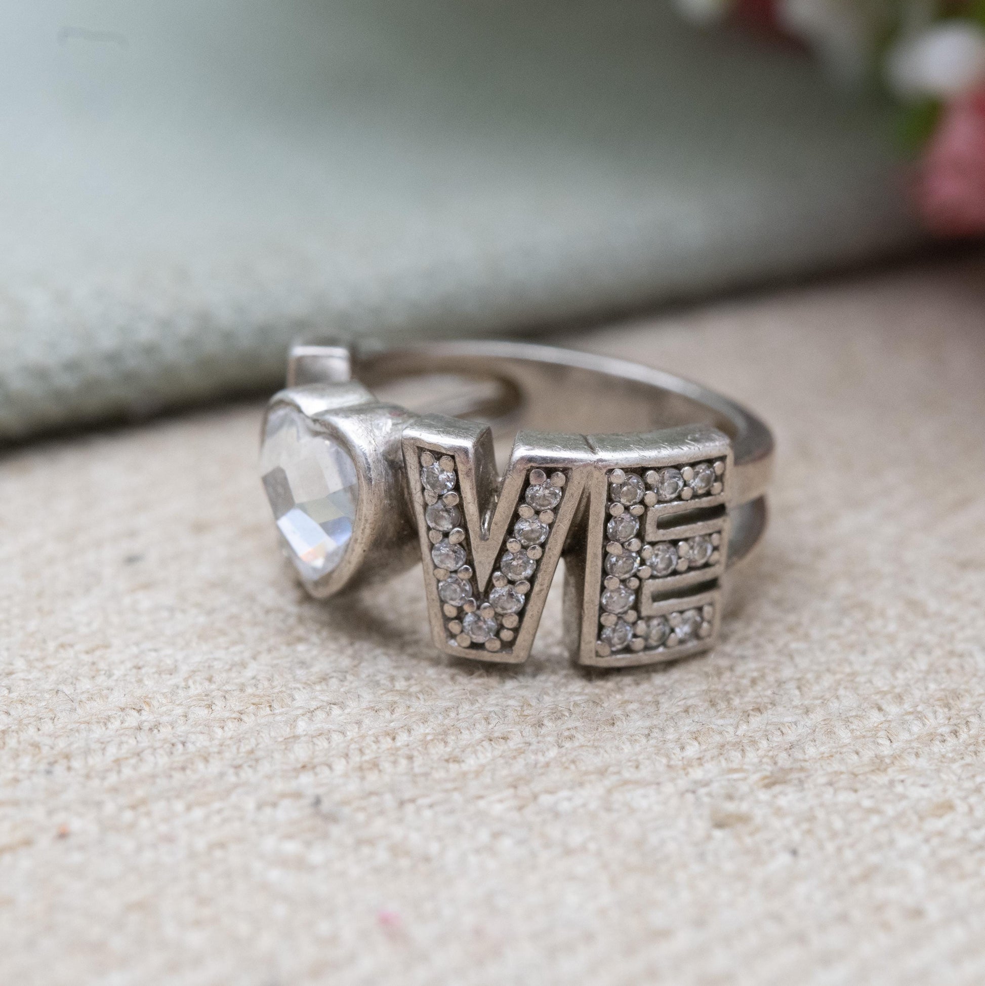 Vintage Sterling Silver Love Word Ring with Clear Stones - Everyday Silver Love Heart Jewellery Gift | UK Size - L | US Size - 5 3/4