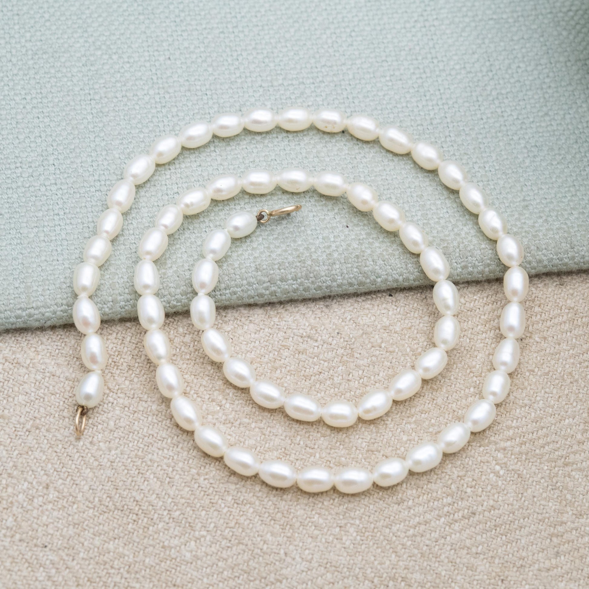 Vintage 9ct Gold Clasp Pearl Necklace - Oval Beads | Choker Length 16.5"