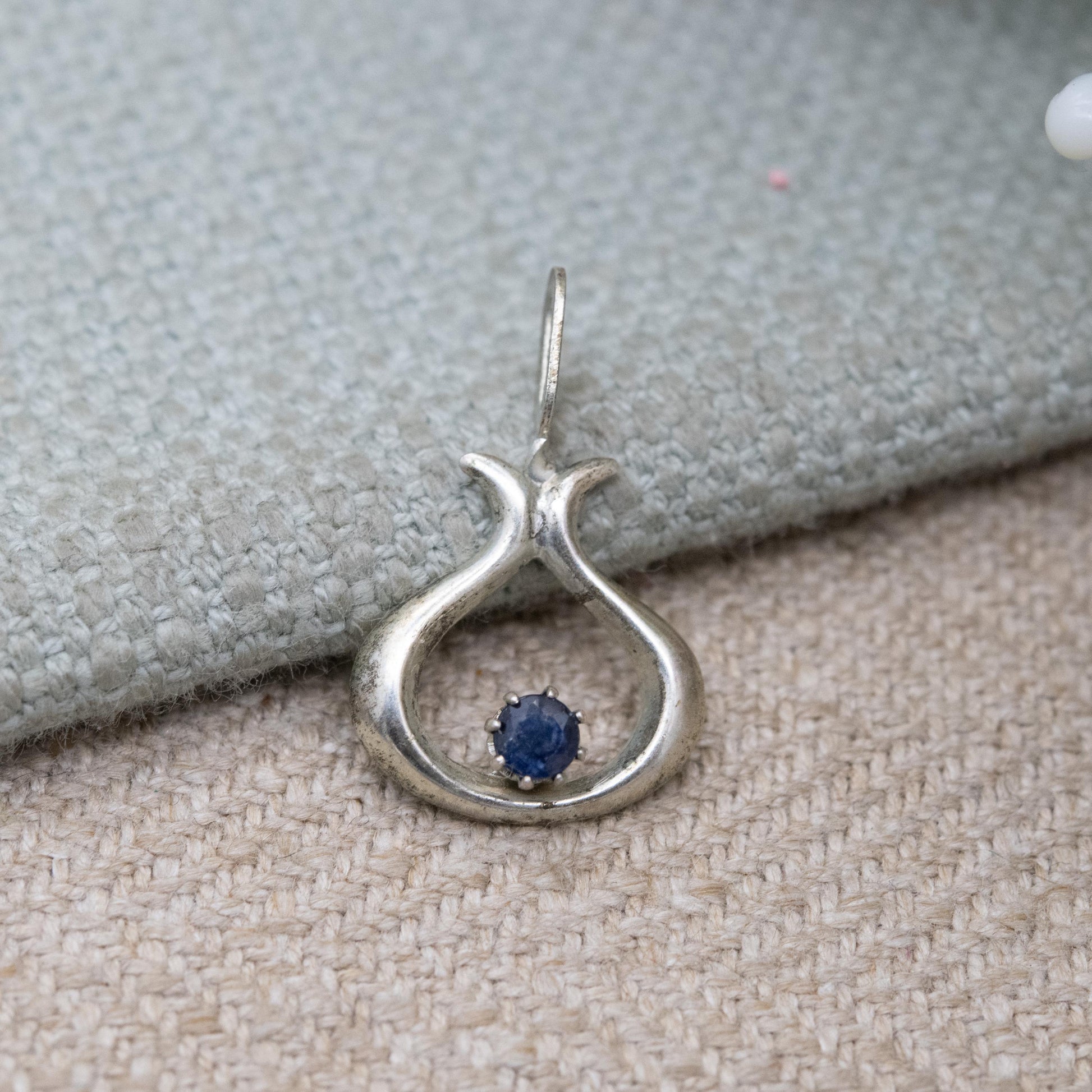 Vintage Sterling Silver Sapphire Pendant - Blue Gemstone Jewellery