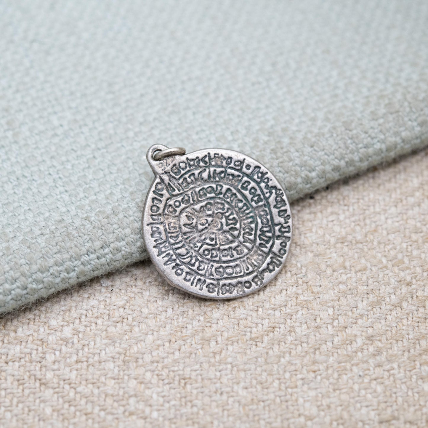 Vintage Mexican Silver Maze Pendant – Traditional Central American Design | Travel Souvenir Jewellery