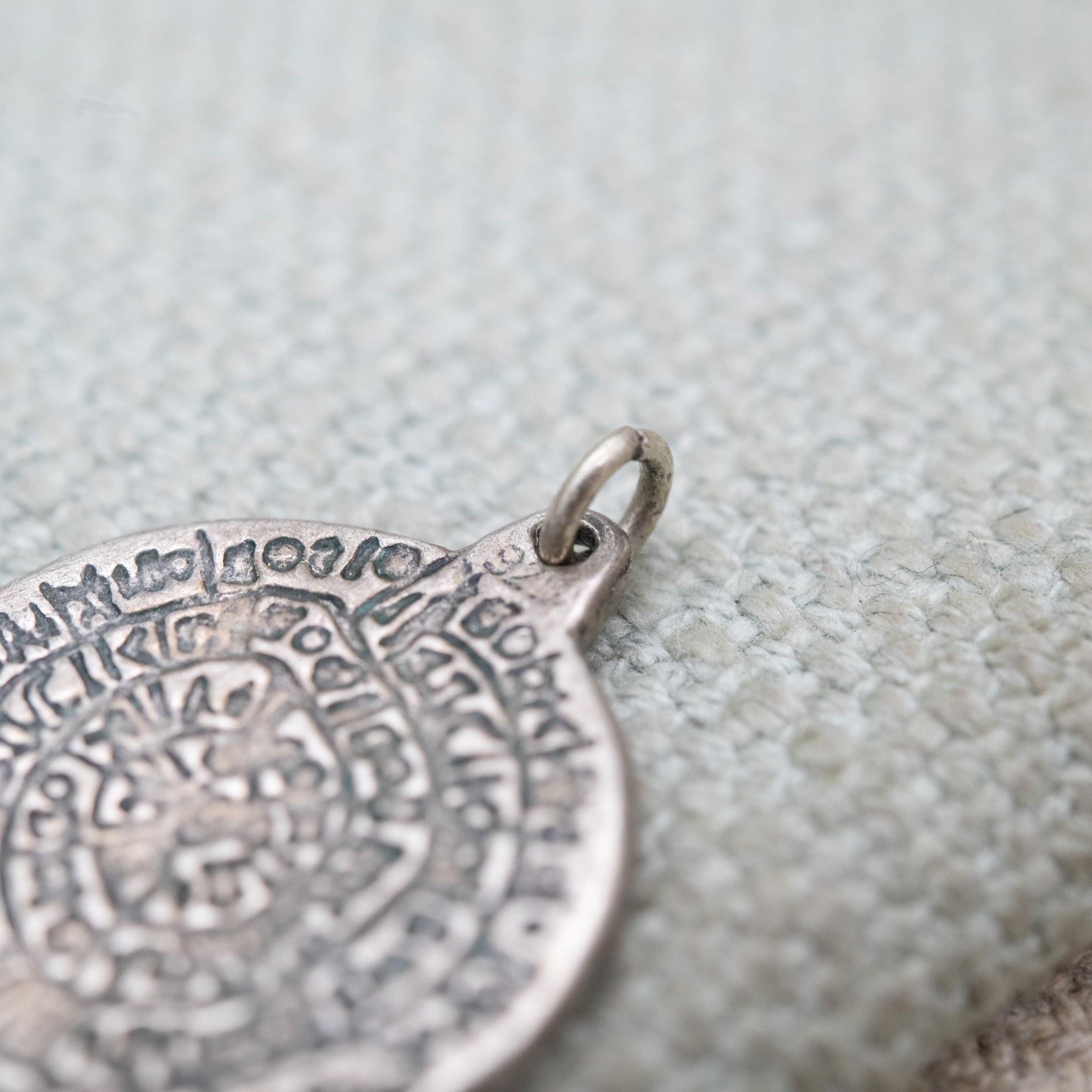 Vintage Mexican Silver Maze Pendant – Traditional Central American Design | Travel Souvenir Jewellery