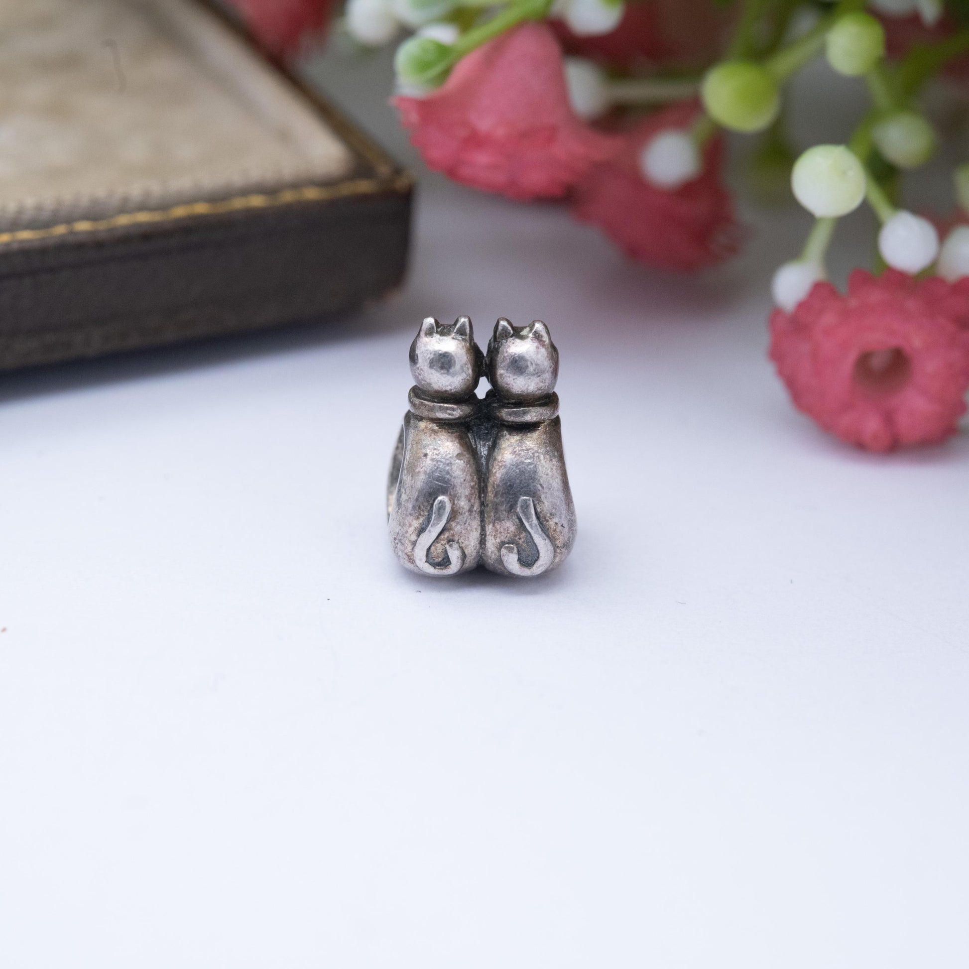 Chamilia Sterling Silver Cats Charm Pendant - Designer Gift for Charm Bracelet