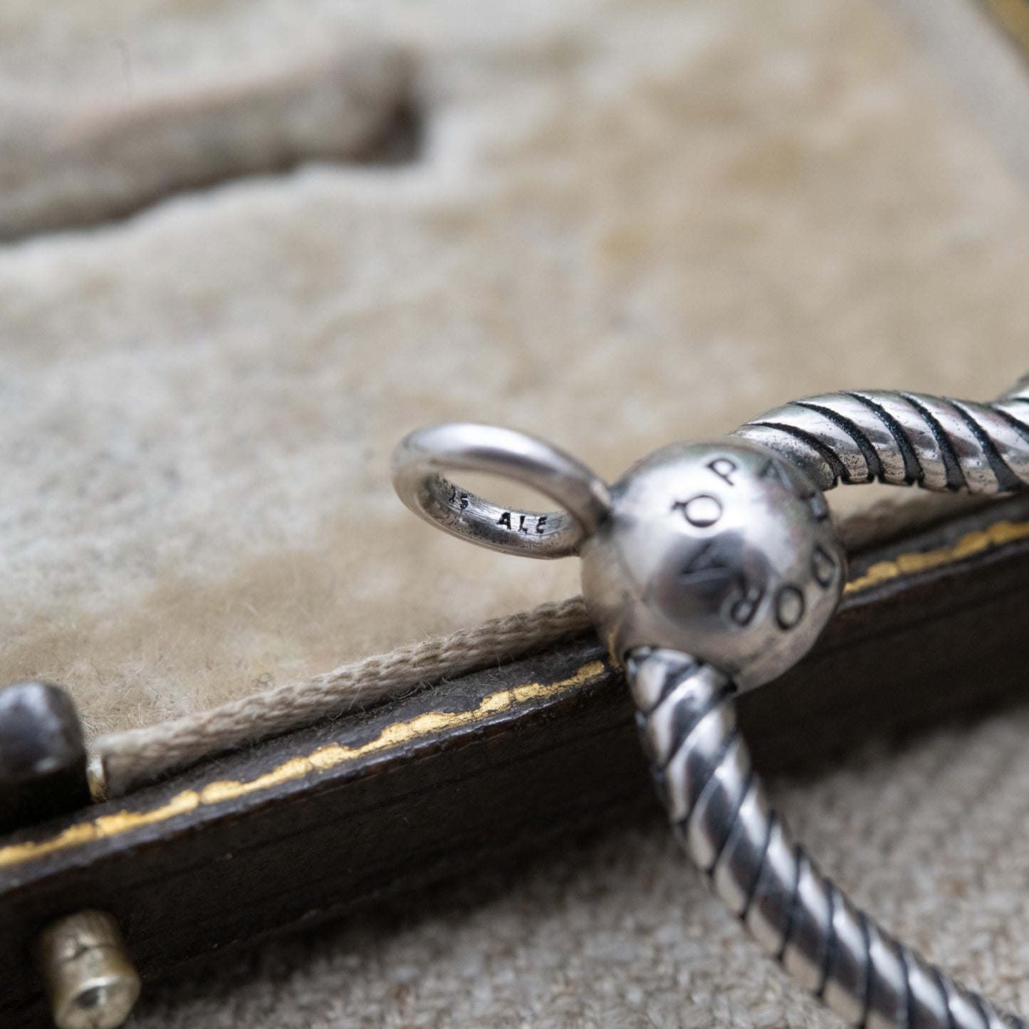 Pandora Sterling Silver Moments Love Heart Pendant - Designer Unisex Gift for Necklace Chain
