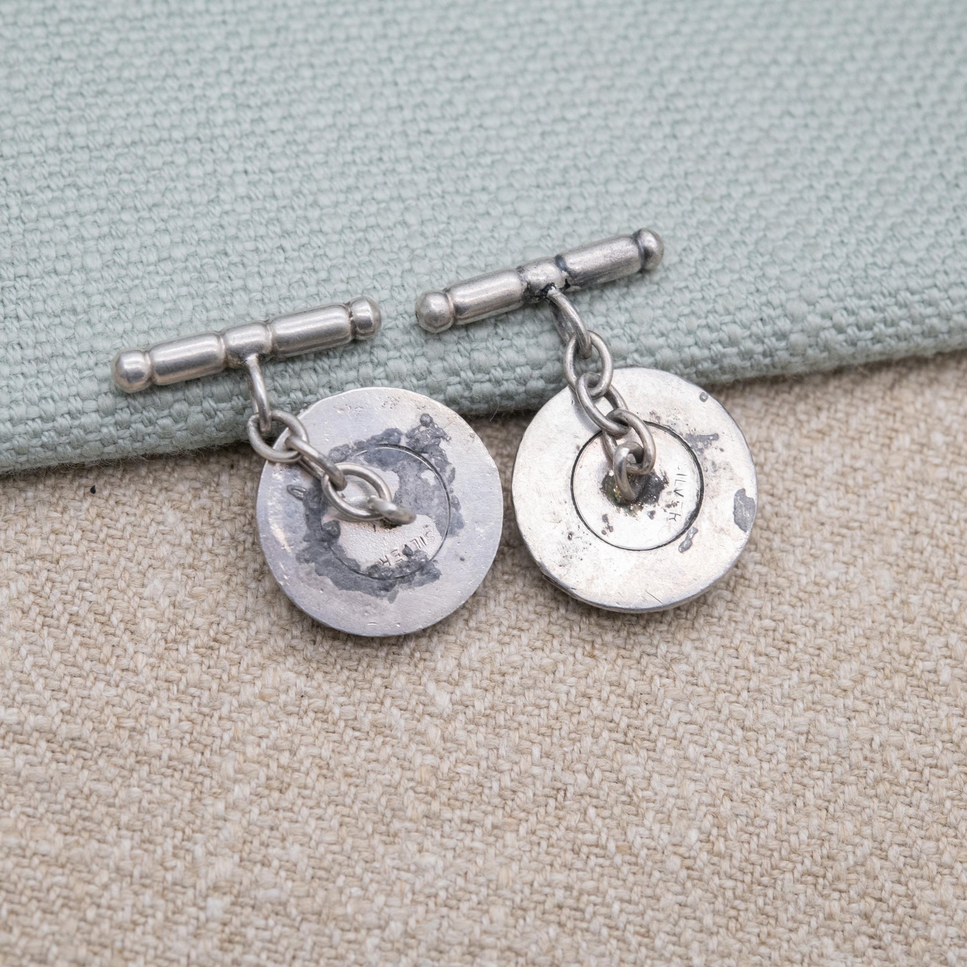 Vintage Sterling Silver Garnet and Peridot Textured Scrolling Cufflinks - Modernist Design | Gift for Him